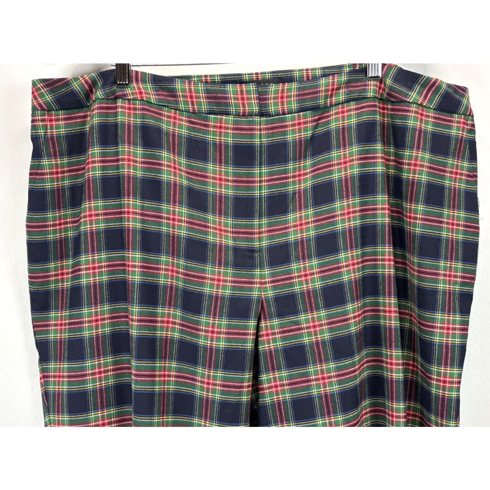 Talbots Talbots Plus Size 24W Wool Blend Plaid Tartan Dress Pants with Bow Detail for Women Size 42" / US 20 - 2 Thumbnail
