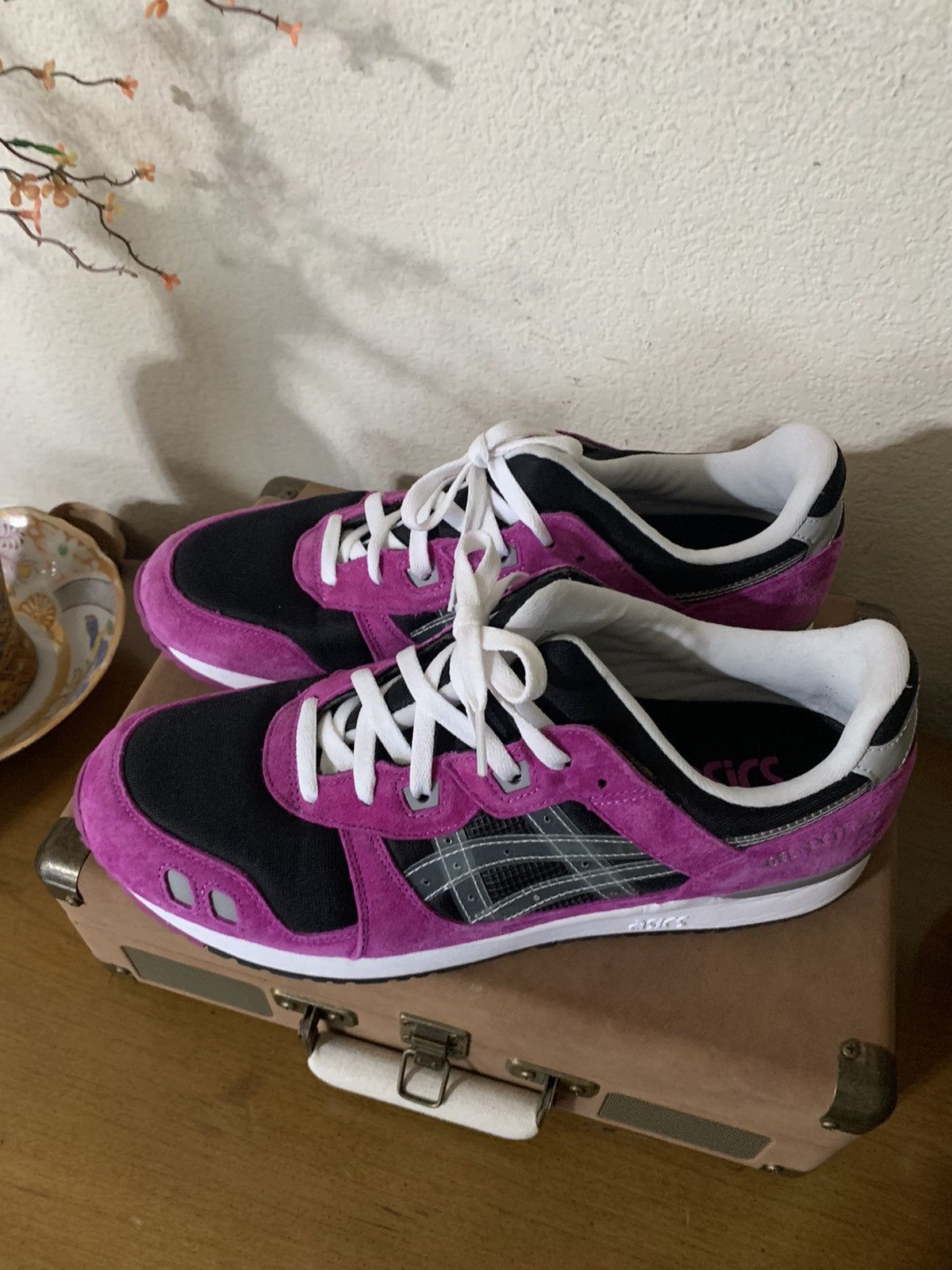 Asics × Awake NY ASICS Gel-Lyte 111 OG X Awake NY Black Pink Size US 12 / EU 45 - 3 Thumbnail