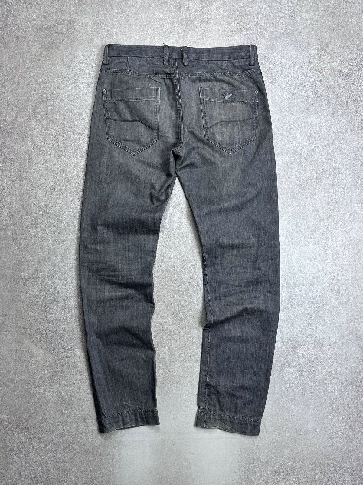 Armani Vintage Armani Metal Logo Baggy Jeans Rare 33 Size US 33 - 1 Thumbnail