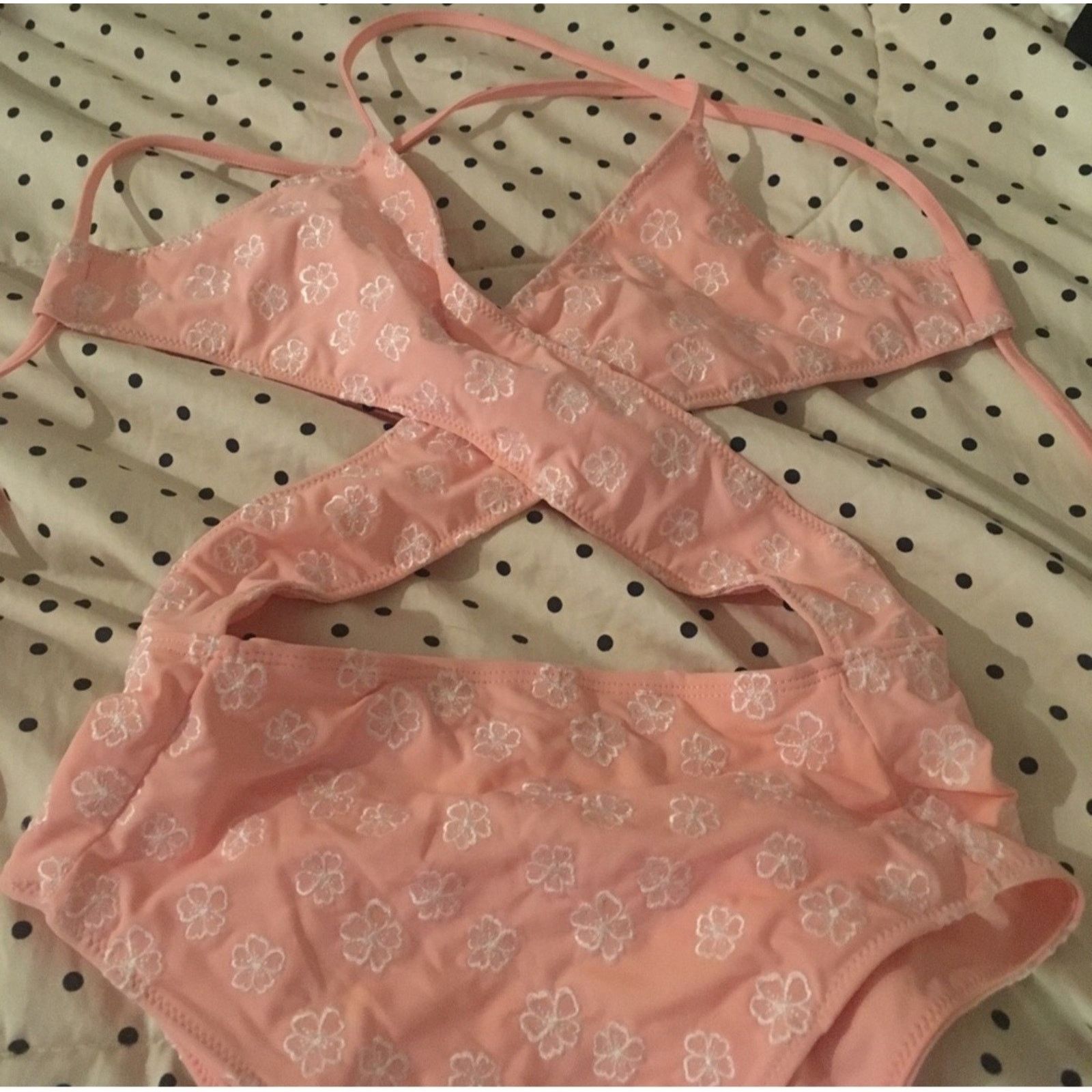 For Love & Lemons For Love & Lemons Jardine Swimsuit Embroidered Floral $168 S Size S / US 4 / IT 40 - 7 Thumbnail