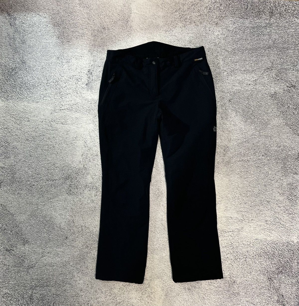 Jack Wolfskin Jack Wolfskin Flex Shield Softshell Pants Women Short USM Size 32" / US 10 / IT 46 - 1 Thumbnail