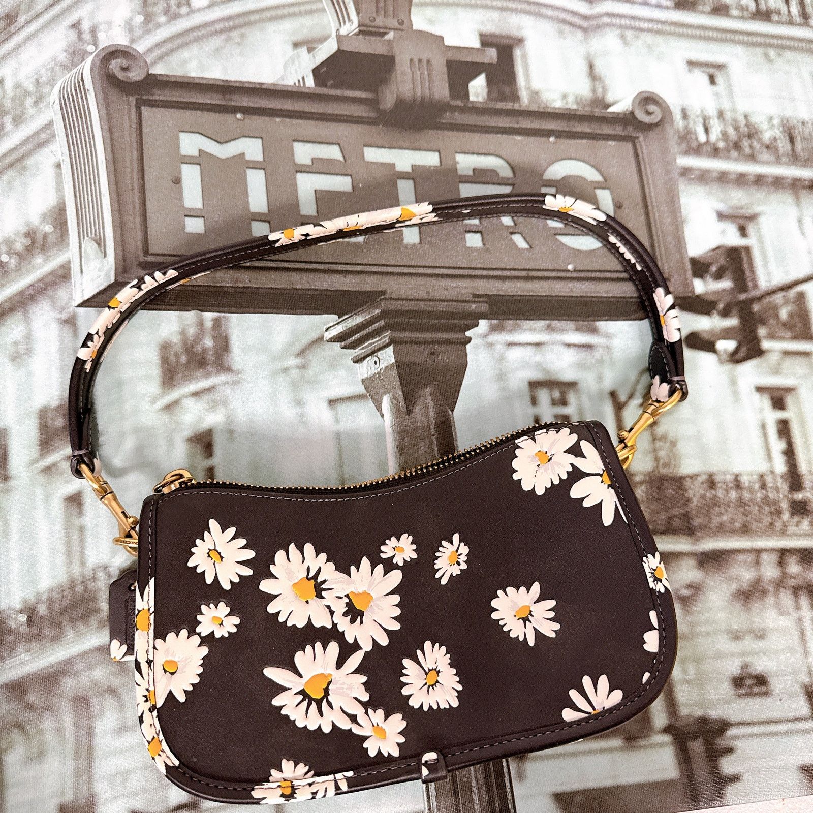 Coach Coach CR509 Swinger Bag 20 Floral Print Glovetanned Black Size ONE SIZE - 7 Thumbnail