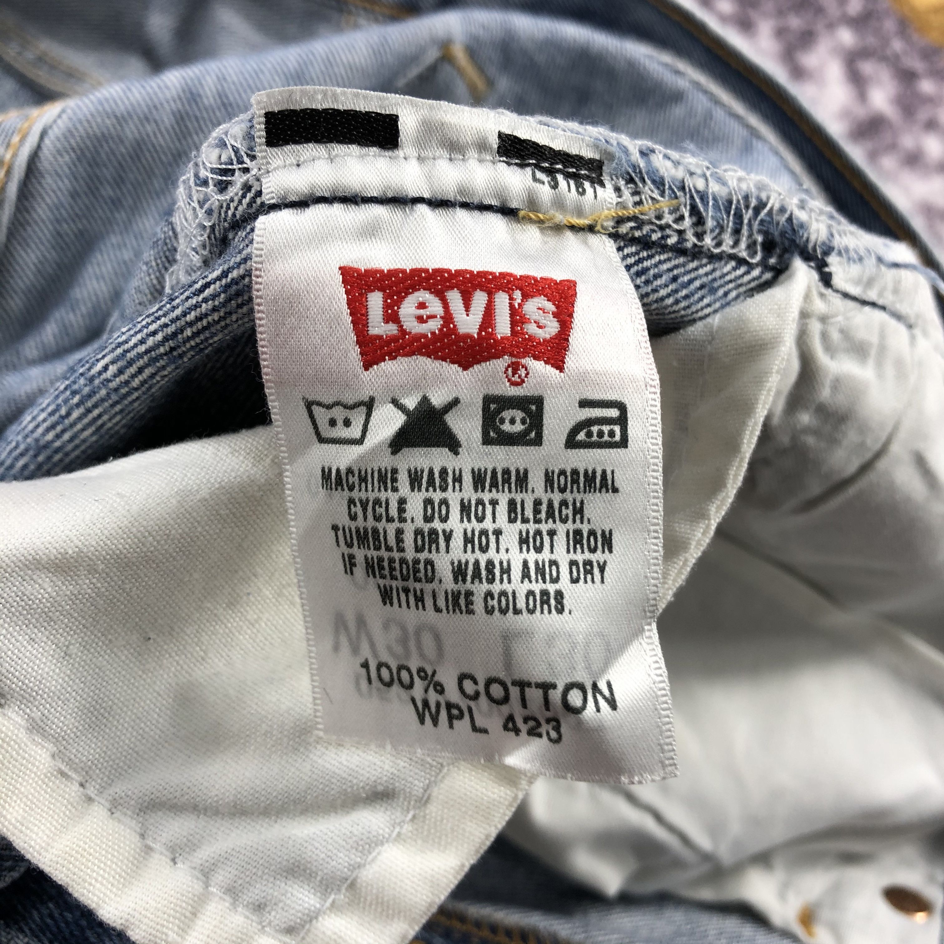 Levi's × Vintage 90s Vintage Light Wash Levis 501 Jeans -JM2260 Size US 31 - 14 Thumbnail