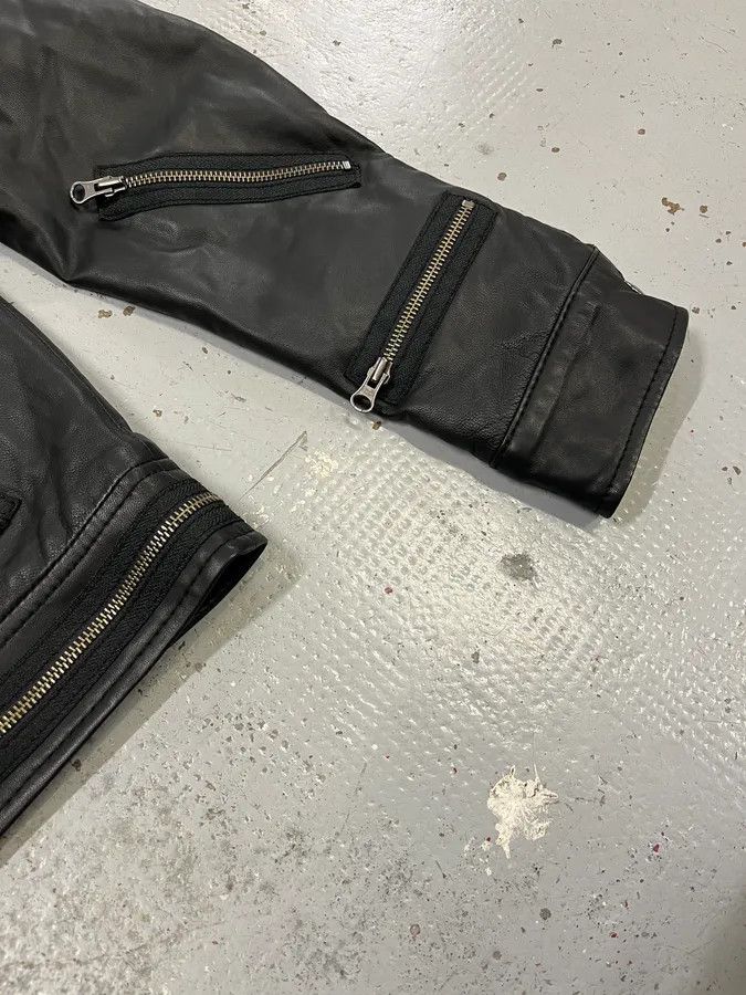 Moschino 2000s Moschino Multi Zips Circle Black Leather Jacket Size US M / EU 48-50 / 2 - 6 Thumbnail