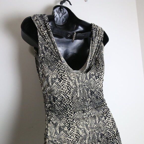 Michael Kors Michael Kors Crocodile Print Sleeveless Low Back Blouse Size XS / US 0-2 / IT 36-38 - 5 Thumbnail