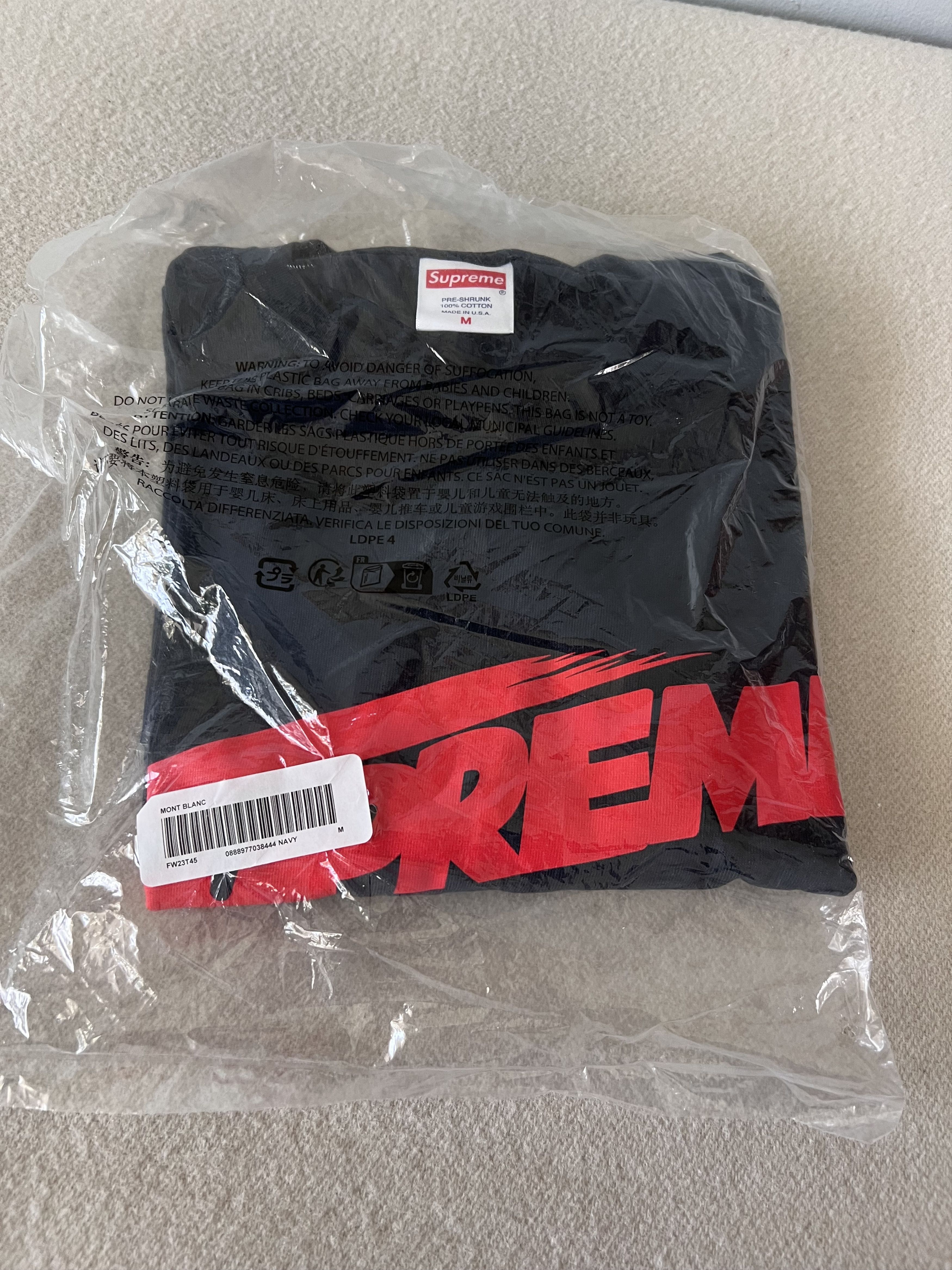 Supreme Supreme Mont Blanc Tee in Navy Red Size US M / EU 48-50 / 2 - 2 Thumbnail