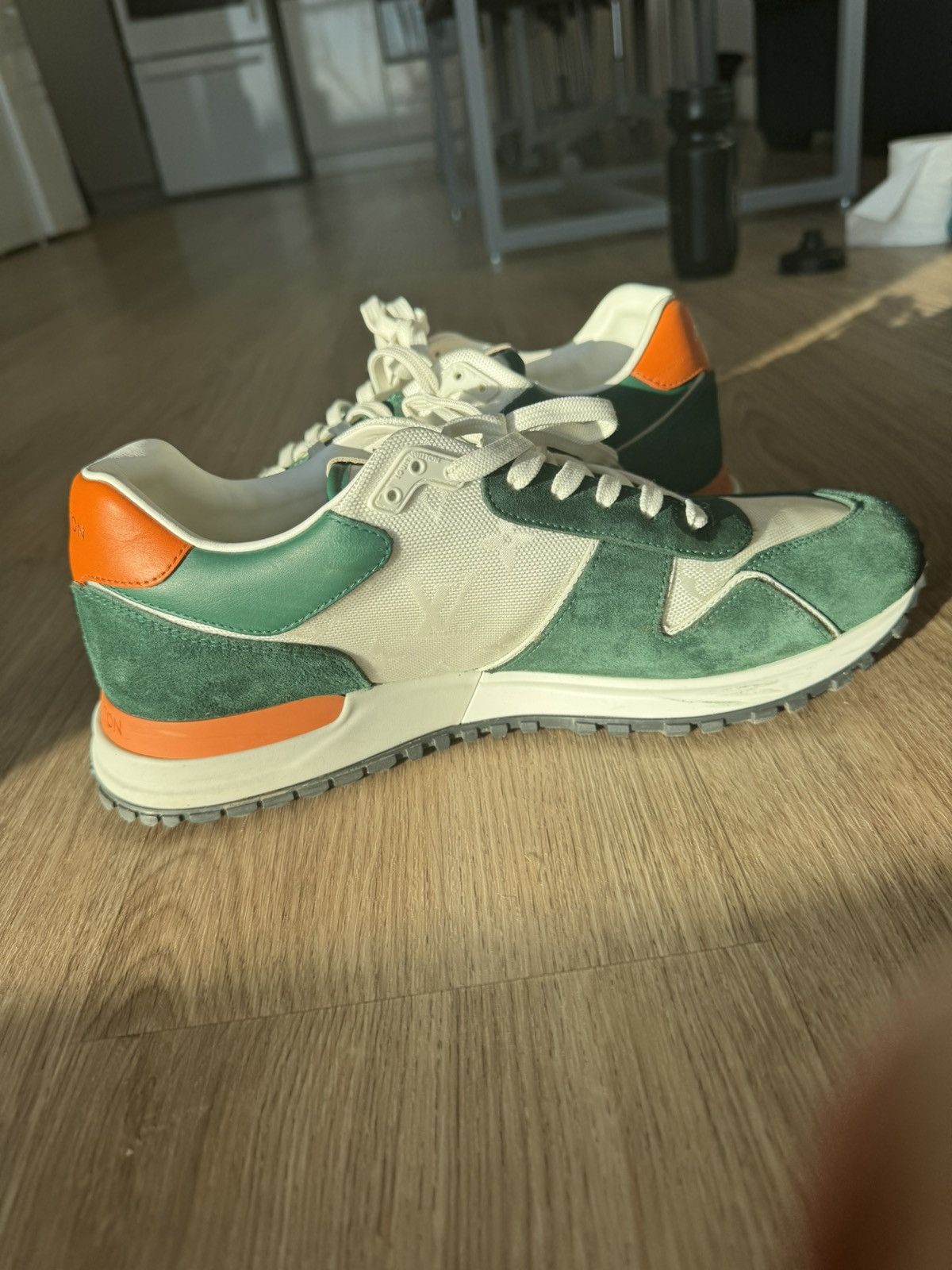 Louis Vuitton Louis Vuitton Run Away Sneaker Monogram Green White Orange 8 Size US 8 / EU 41 - 5 Thumbnail