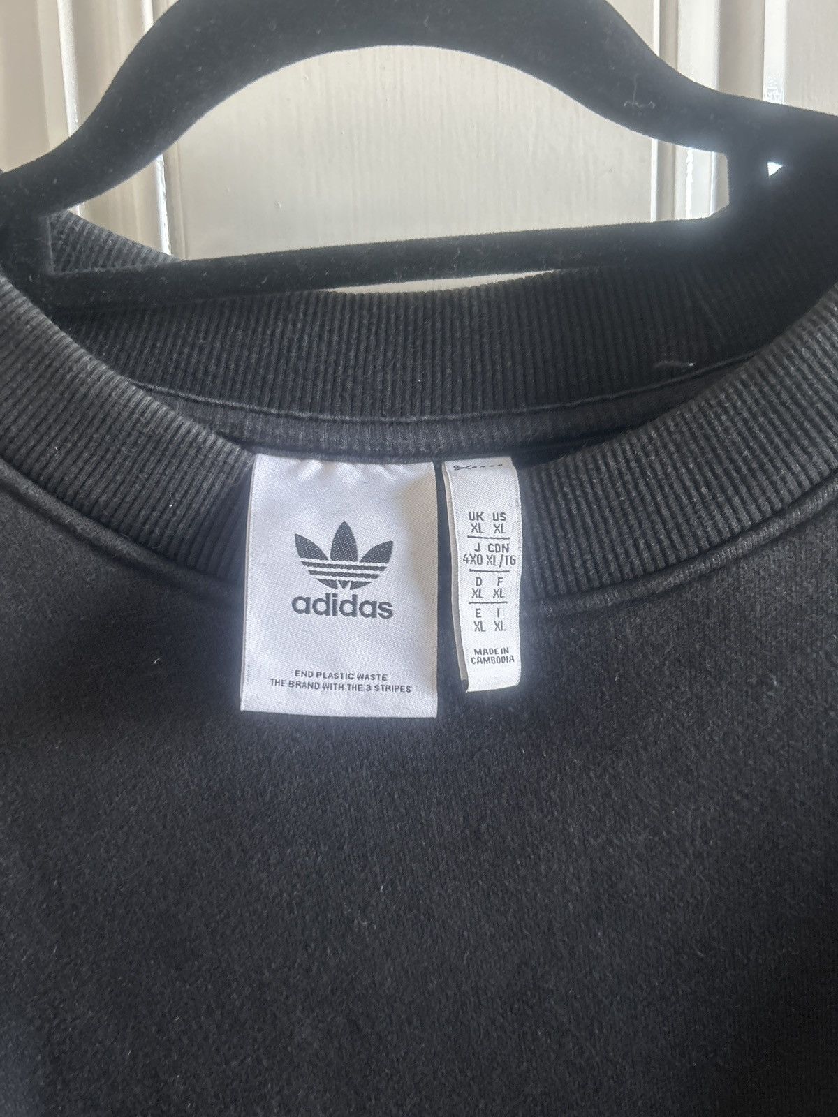 Adidas ADIDAS black crewneck Size US XL / EU 56 / 4 - 3 Thumbnail