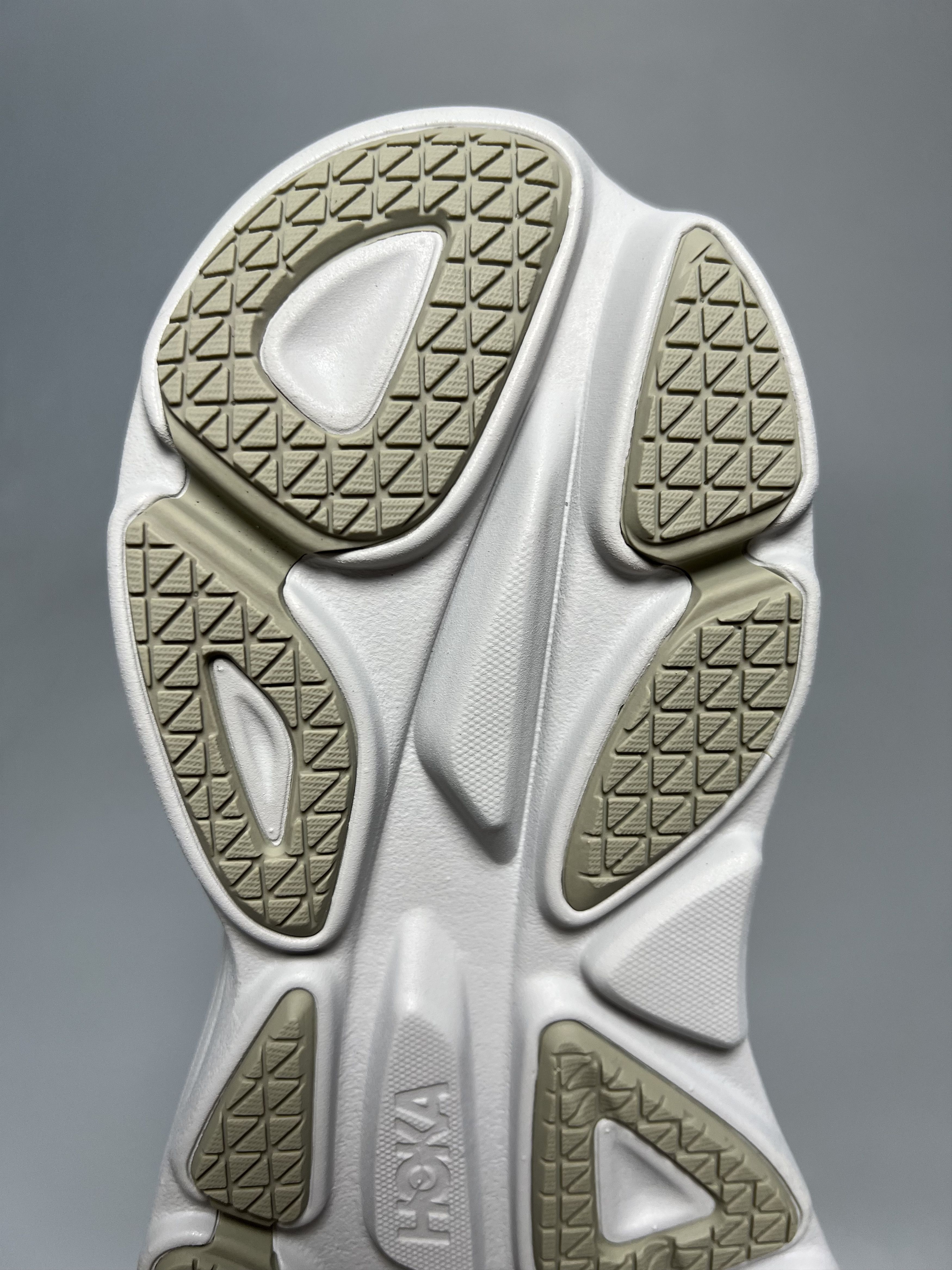 Hoka 9.5 EE Hoka One One Bondi 8 Wide Running Shoes Gym Walking Size US 9.5 / EU 42-43 - 16 Thumbnail