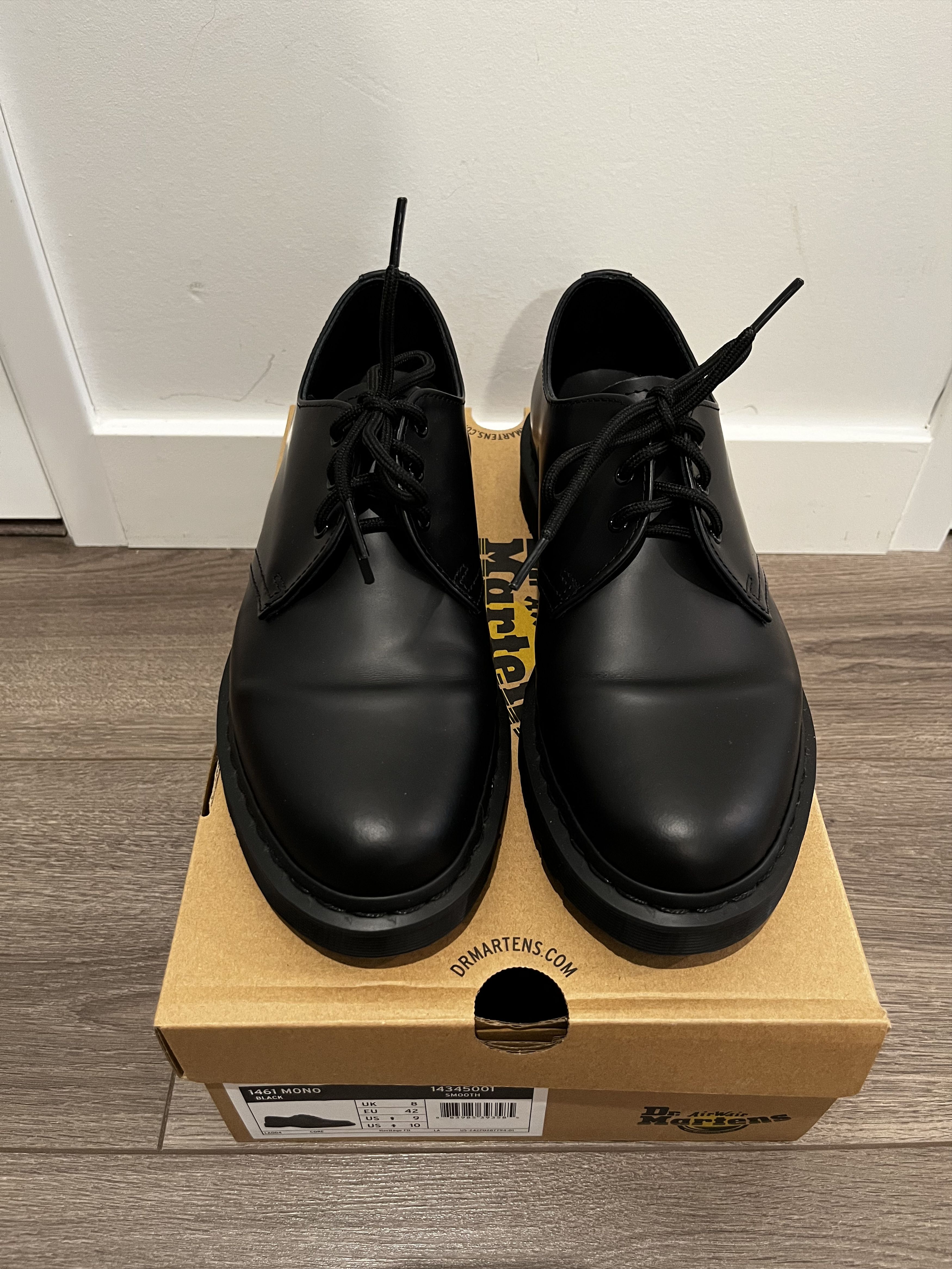 Dr. Martens 1461 Mono Size US 9 / EU 42 - 2 Thumbnail
