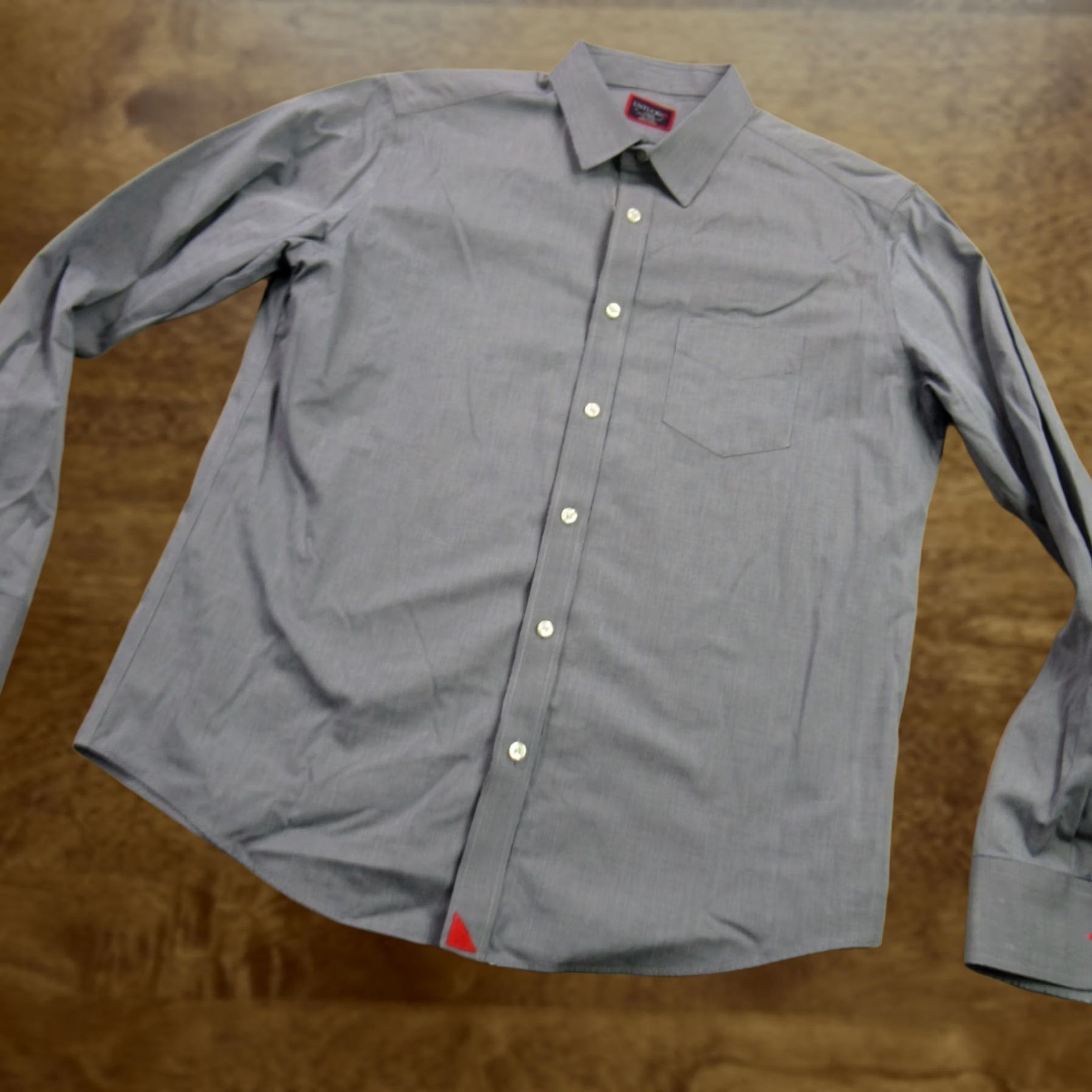 UNTUCKit UNTUCKit Shirt Mens Large Long Sleeve Button Front Casual Gray Lightweight Size US L / EU 52-54 / 3 - 1 Thumbnail