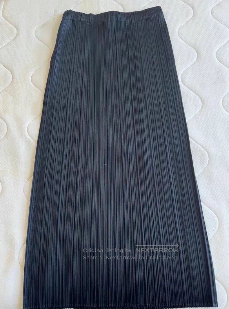 Issey Miyake Issey Miyake size:1 Black Classic Skirt Size 31" - 1 Thumbnail