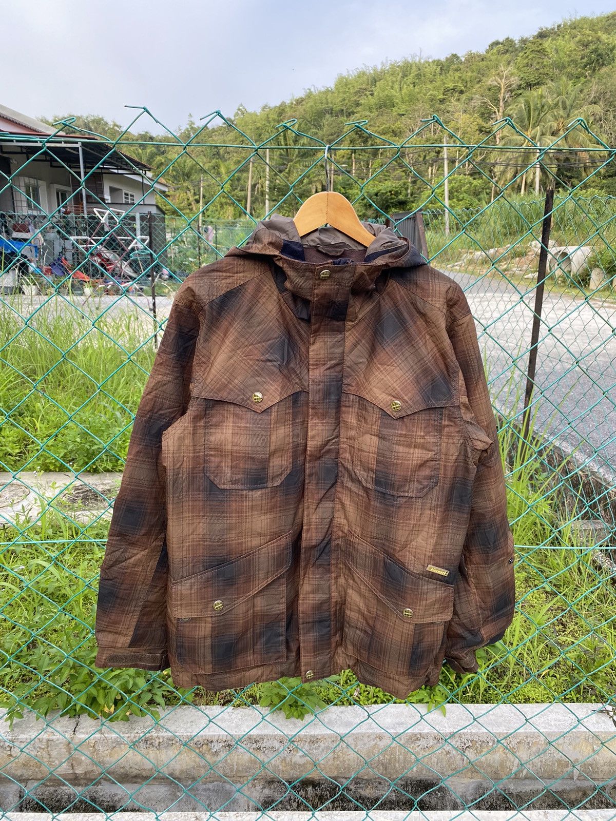 Japanese Brand ⚡️Steals⚡️ Kissmark shadowplaid ski jacket Size US L / EU 52-54 / 3 - 1 Thumbnail