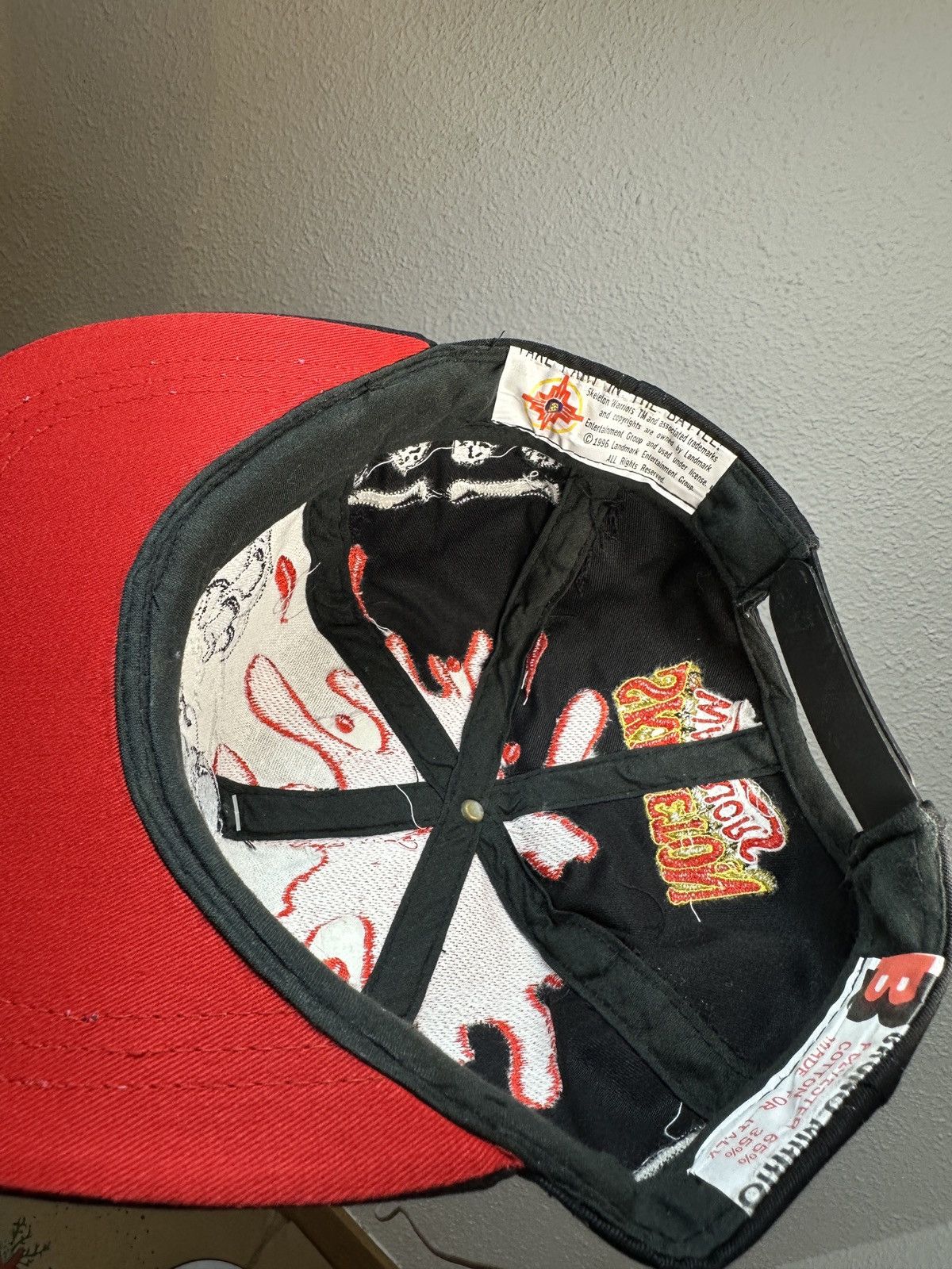Other 1996 Skeleton Warriors Bruno Mario Cap Size ONE SIZE - 9 Thumbnail