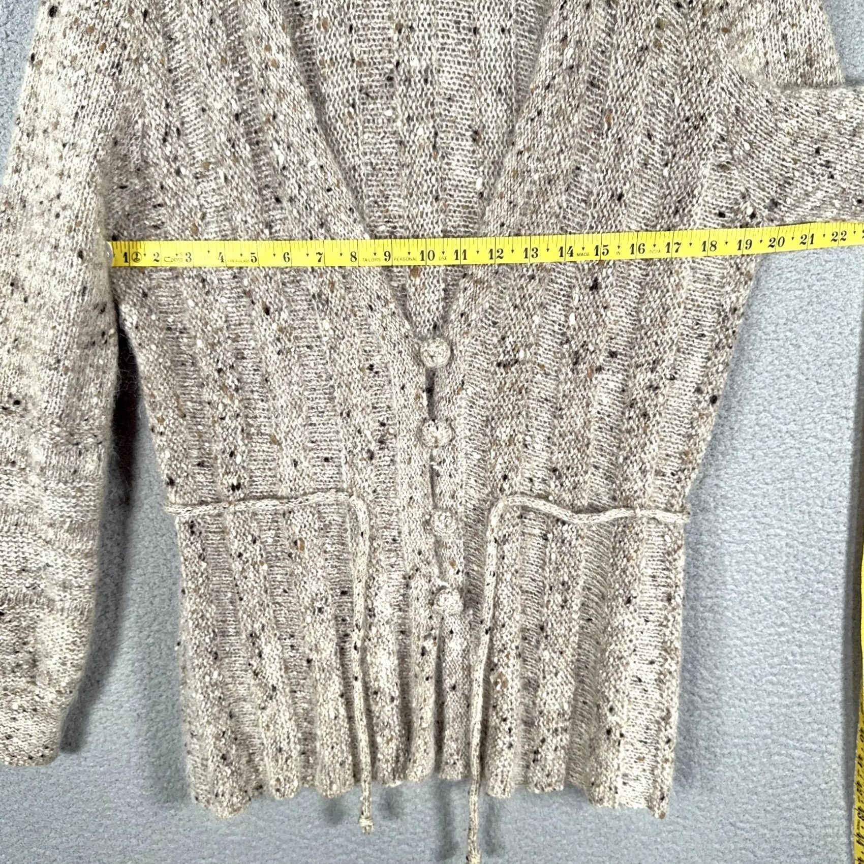 Vintage VINTAGE Koret Cardigan Sweater Mohair Wool Silk Oversized Medium Beige 70s 80s Boho Cozy Womens Size M / US 6-8 / IT 42-44 - 5 Thumbnail