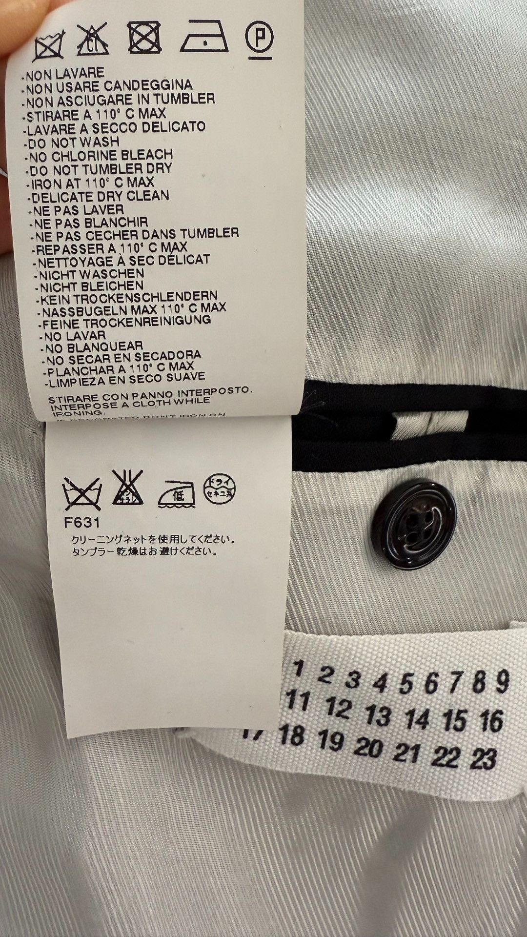 Maison Margiela Maison Margiela Smoking suit casual suit jacket 2501-Nextar Size US S / EU 44-46 / 1 - 7 Thumbnail
