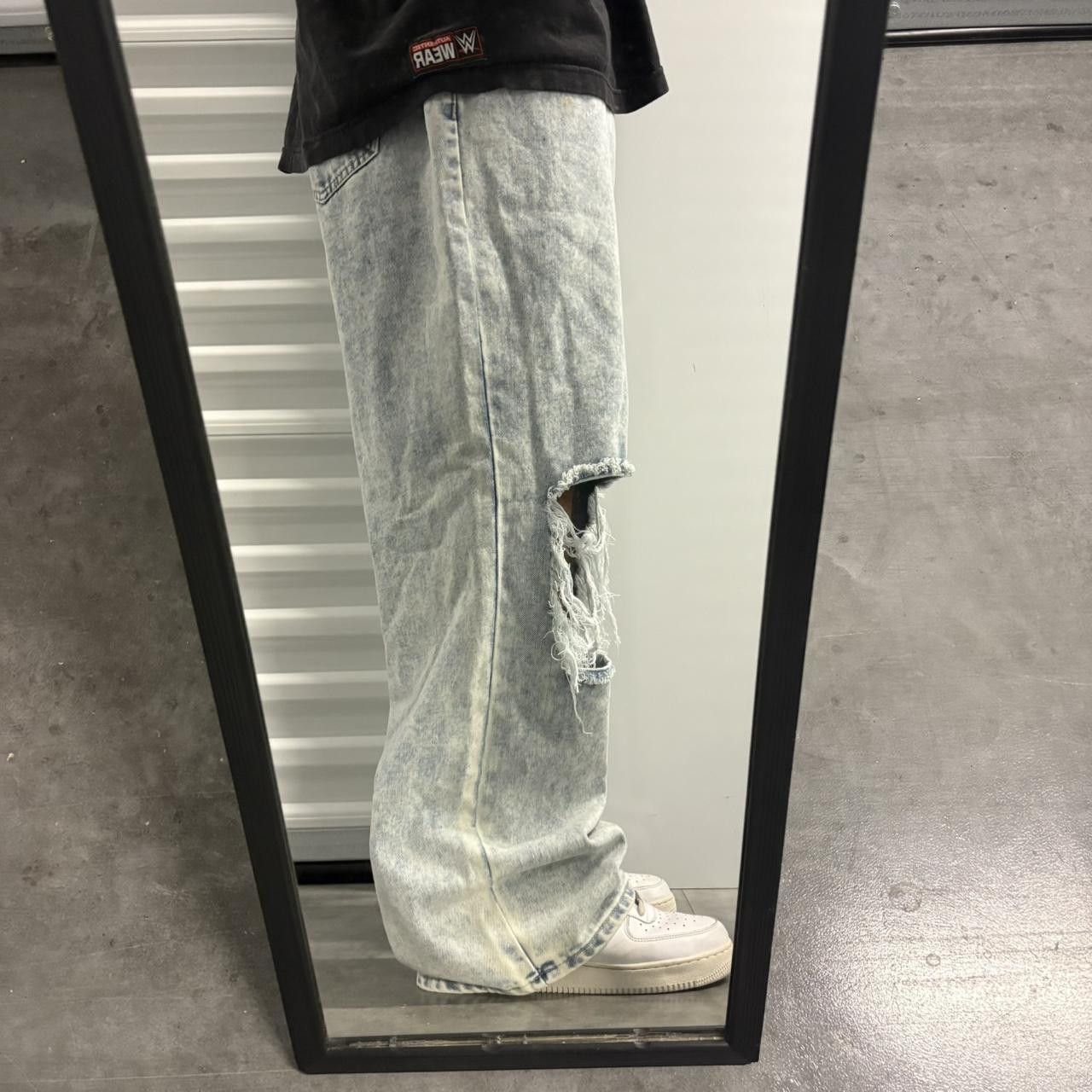 Vintage Crazy Vintage Y2K/2000s Baggy Wideleg Distressed Light Wash Denim Jeans! Size US 34 / EU 50 - 2 Thumbnail