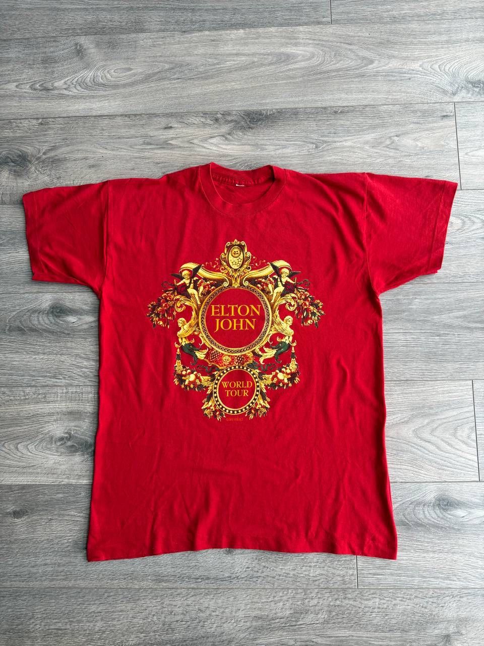 Band Tees Elton John vintage t shirt Size US L / EU 52-54 / 3 - 1 Thumbnail