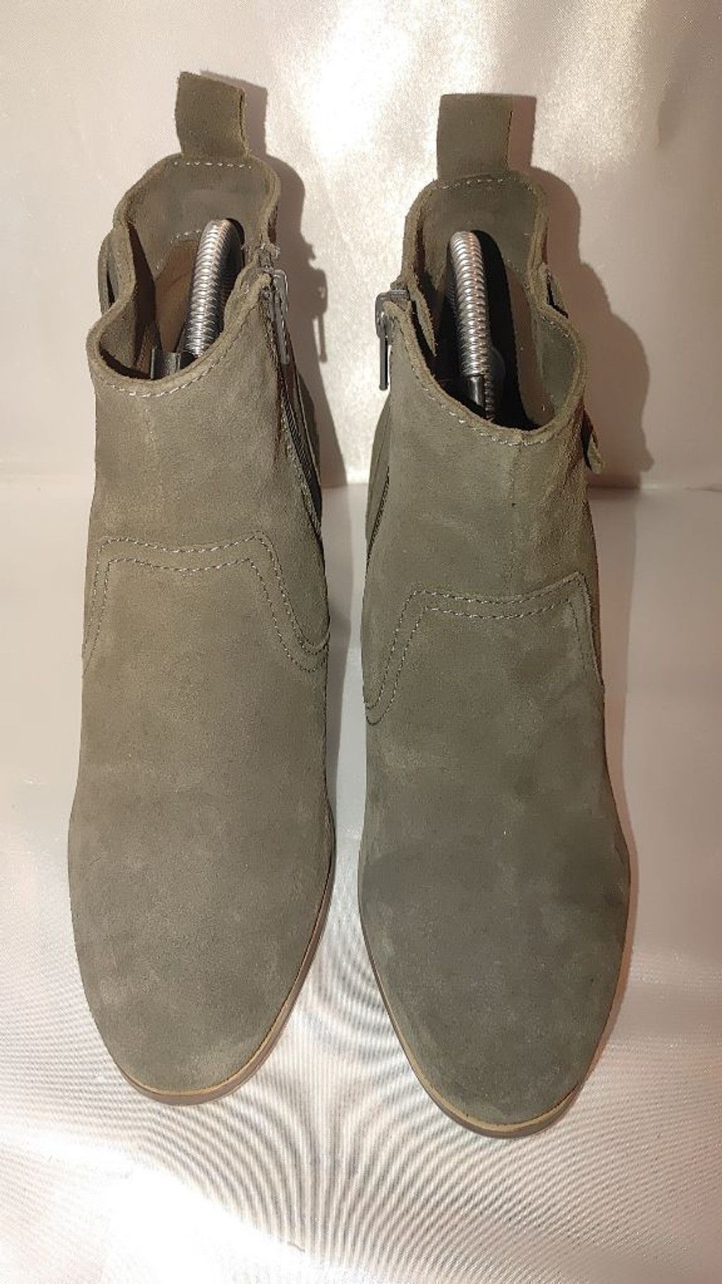 SOREL Diba Sophia Suede Booties Size 8.5 Size US 8.5 / IT 38.5 - 5 Thumbnail