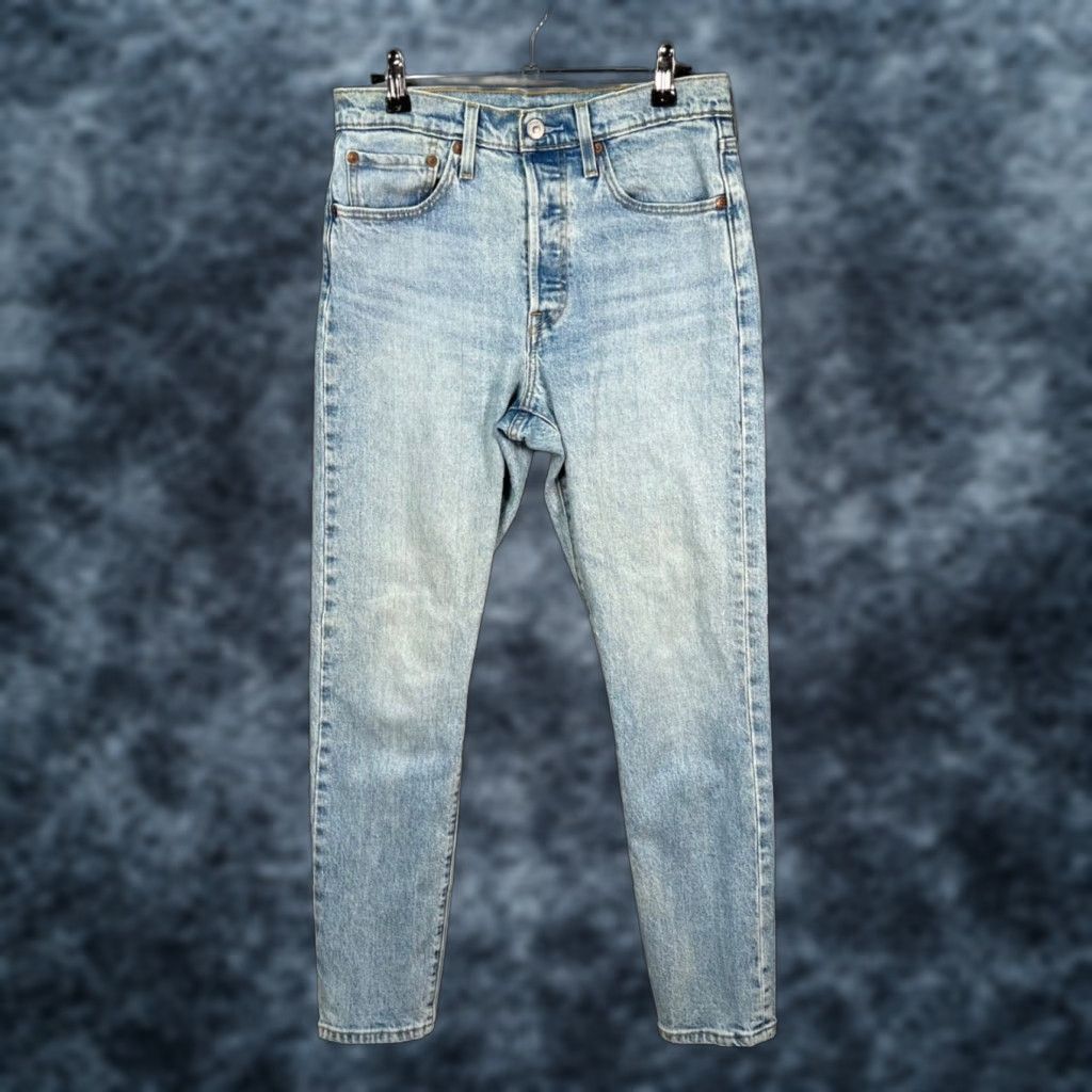Levi's Levis 501 Womens Size 27 x 28 Light Wash Denim Jeans Stretch 5-Pocket Regular Skinny Blue Denim Jeans 90s Womens Levis 501 Series Size 27" / US 4 / IT 40 - 1 Thumbnail
