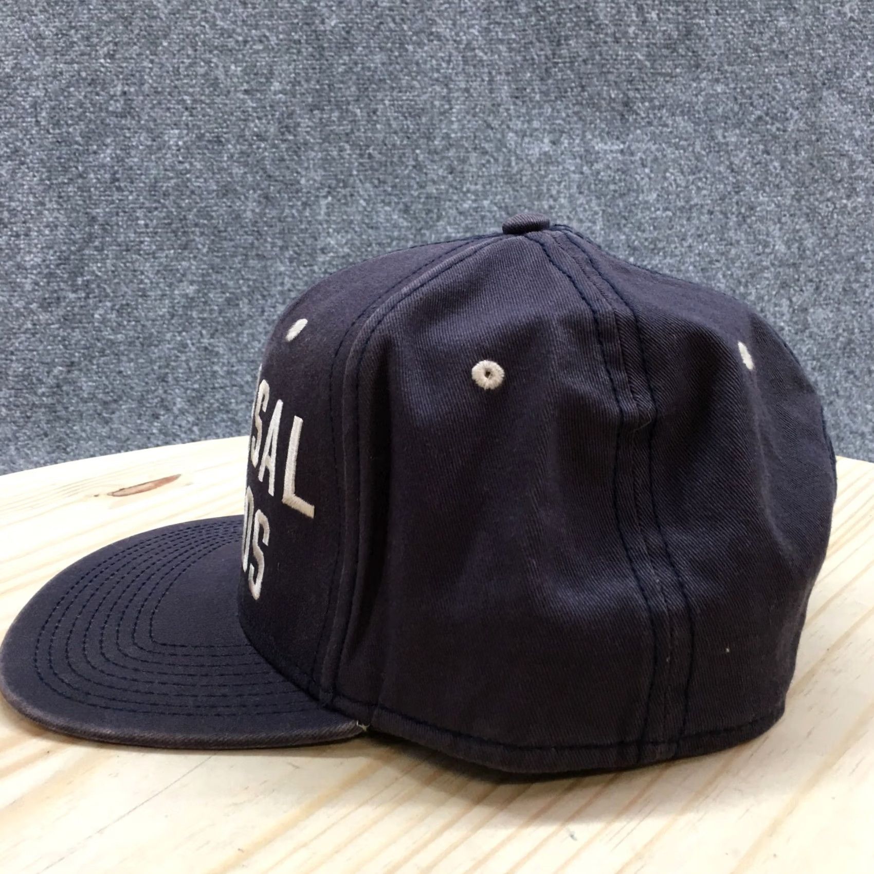 Vintage Universal Studios Hat Men Blue OS Adjustable Snapback Flat Brim Embroidered Logo Size ONE SIZE - 4 Thumbnail