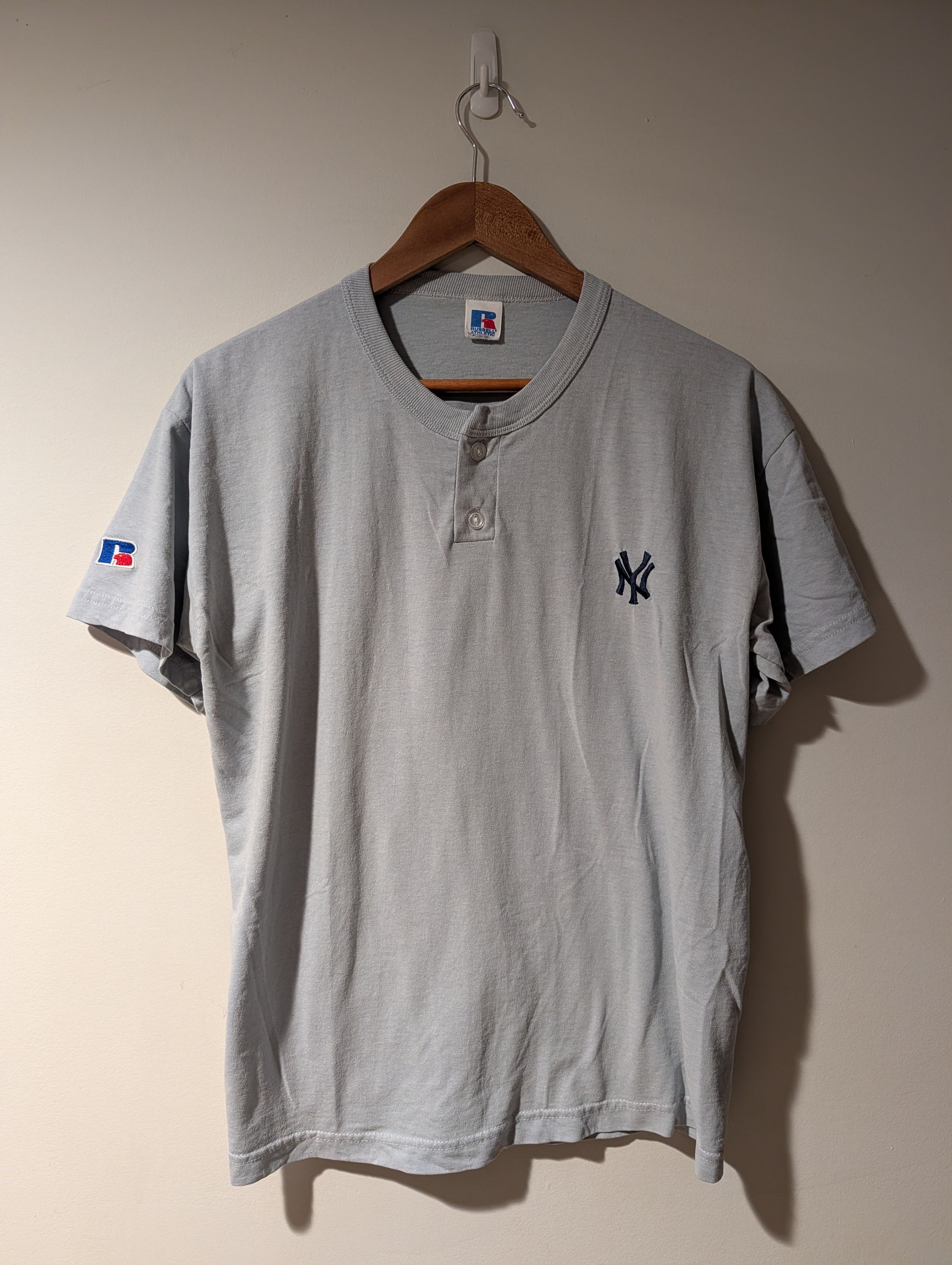 New York Yankees Vintage 90s New York Yankees Small Chest MLB Henley T-Shirt Size US M / EU 48-50 / 2 - 1 Thumbnail