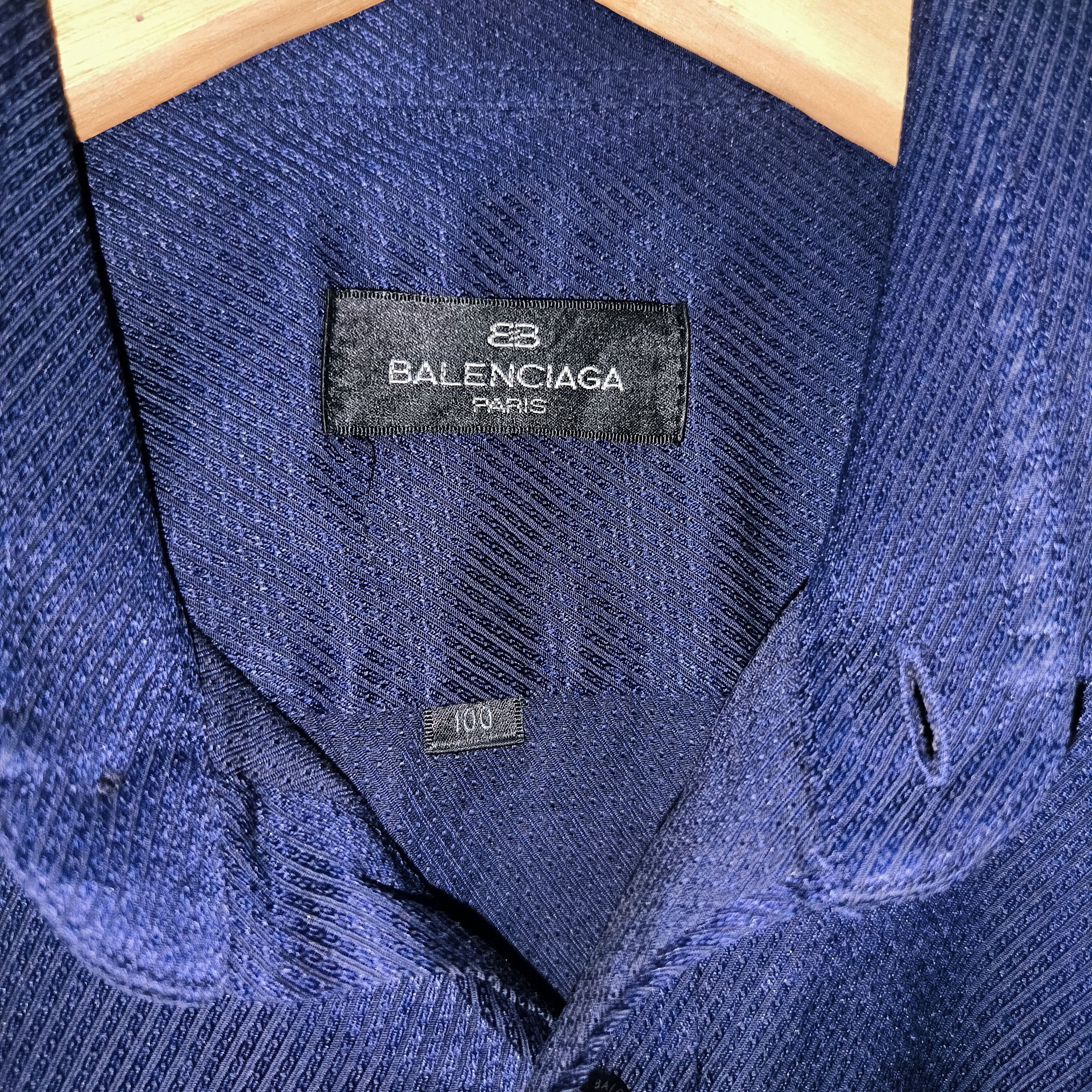 Balenciaga Balenciaga Glossy Shirts Size US L / EU 52-54 / 3 - 4 Thumbnail