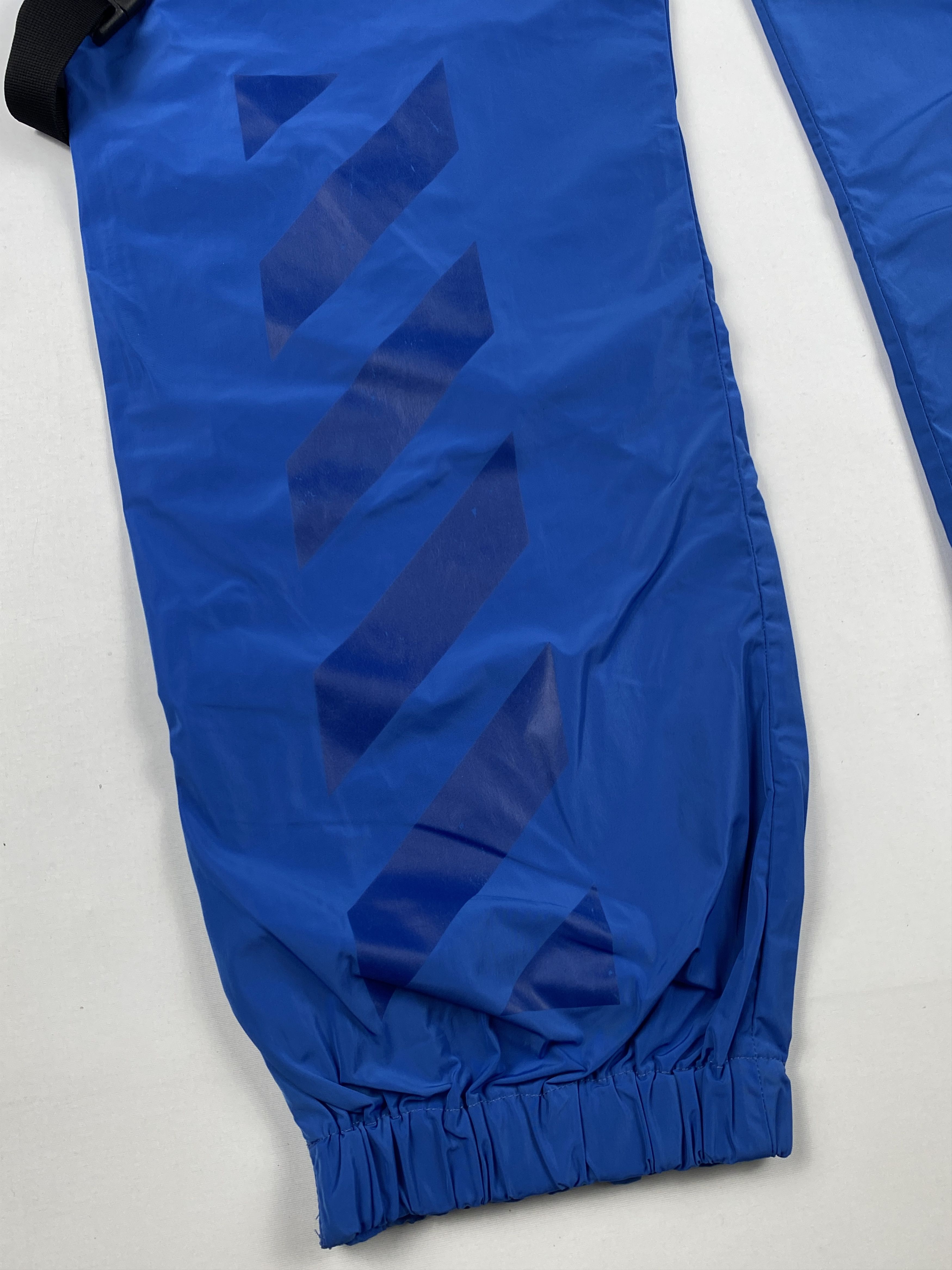 Off-White F/W 2022 Belted Straight Leg Cargo Trousers Size US 29 - 11 Thumbnail