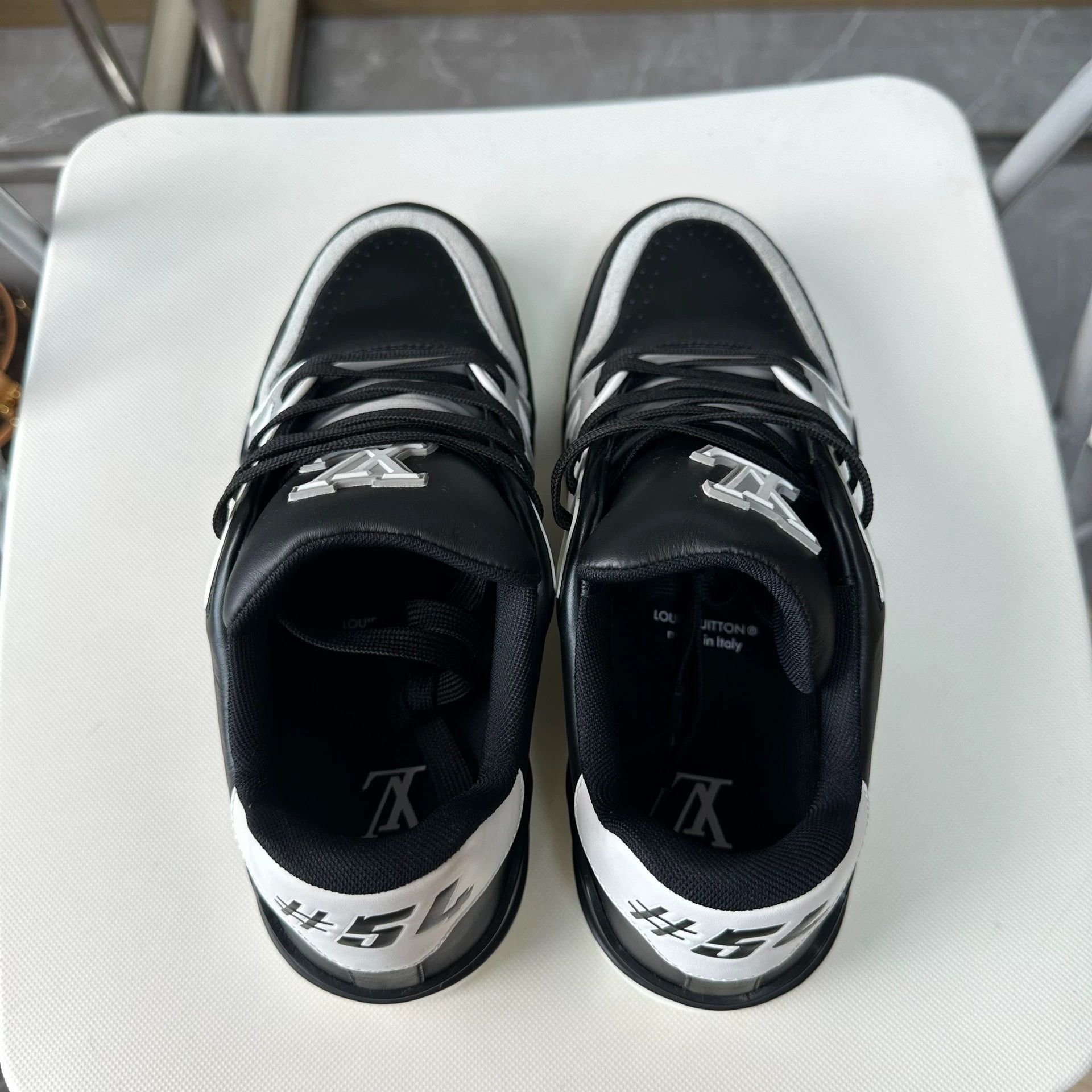 Louis Vuitton LOUIS VUITTON Trainer Leather Low Top Men's Black Size US 6 / EU 39 - 4 Thumbnail