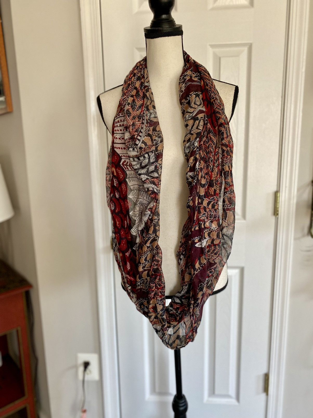 Other VINTAGE CHARLOTTE RUSSE MULTI PRINT PULLOVER SCARF Size ONE SIZE - 1 Thumbnail