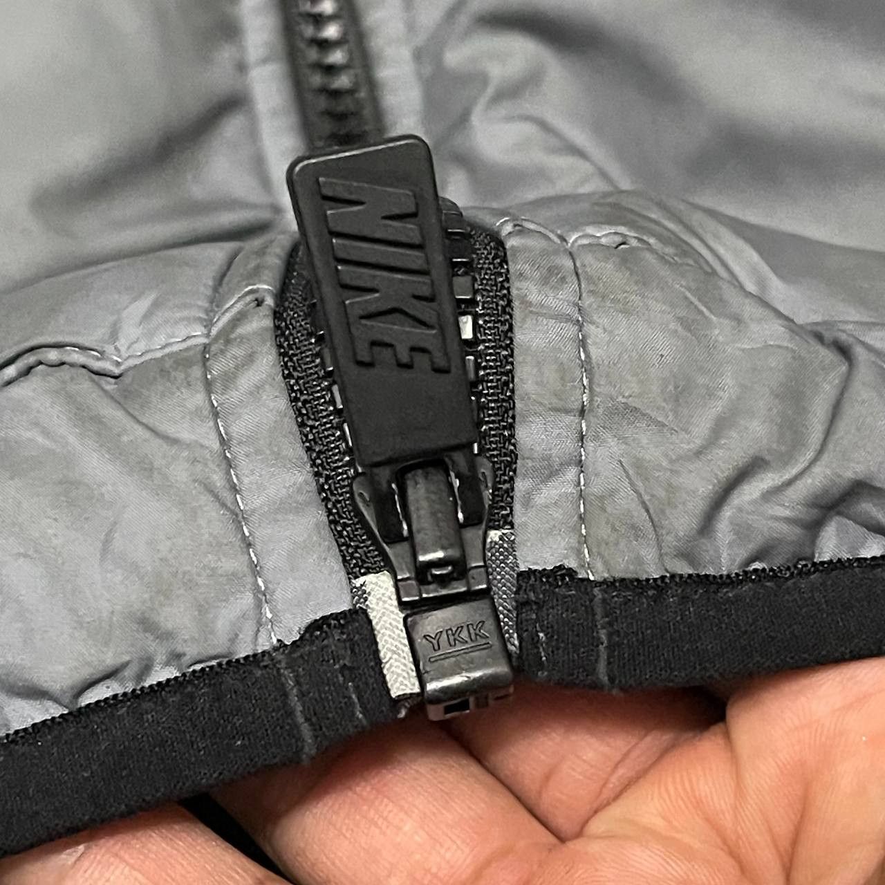 Nike Vintage Nike Swoosh Puffer Jacket Reversible Size US L / EU 52-54 / 3 - 8 Thumbnail