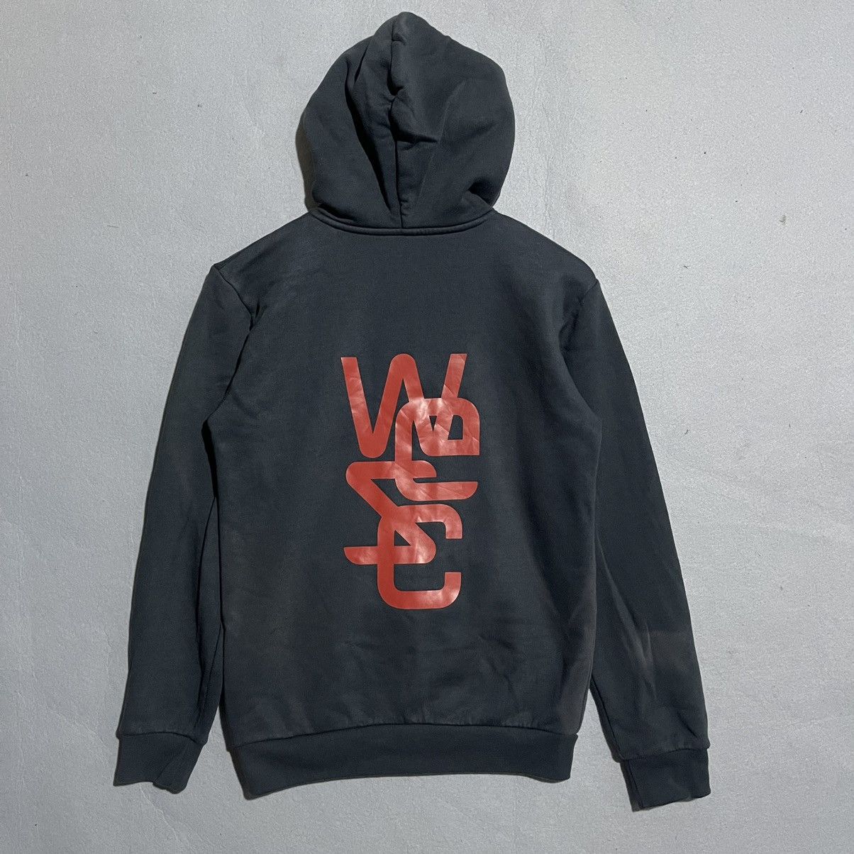 WeSC WESC × Atari Collaboration Zip-Up Hoodie Black/Red Logo Size US XS / EU 42 / 0 - 6 Thumbnail