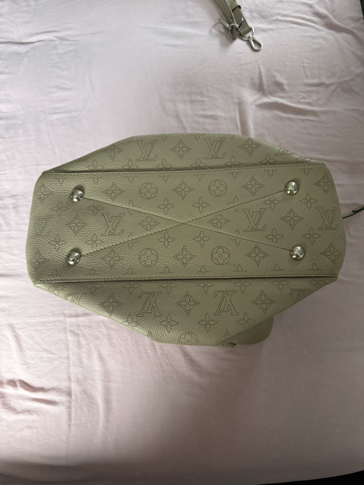 Louis Vuitton Louis Vuitton Bella Tote Bag Size ONE SIZE - 4 Thumbnail