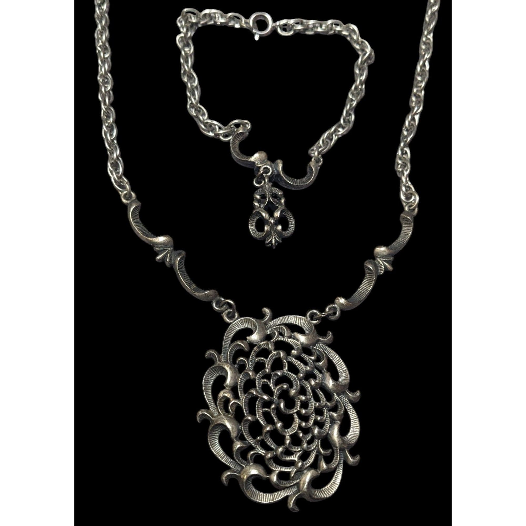Other Vintage 70s Amway Spanish Scroll Silver Tone Necklace And Br Size ONE SIZE - 2 Thumbnail