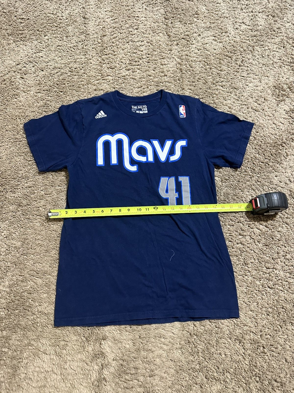 NBA Vintage NBA Adidas Dallas Mavericks shirt 00s size medium Size US M / EU 48-50 / 2 - 4 Thumbnail