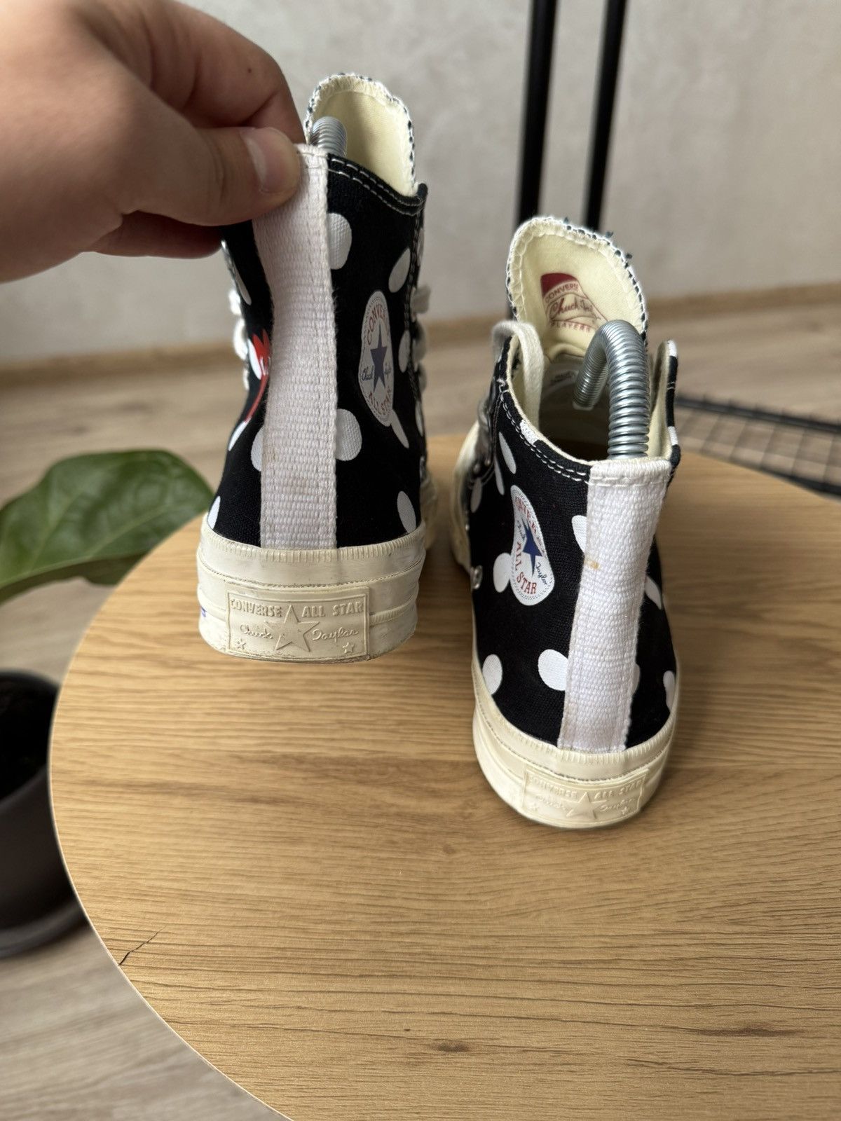 Comme des Garcons PLAY × Converse Converse Comme Des Garcons PLAY Dot High Top Sneakers Size US 5 / IT 35 - 6 Thumbnail