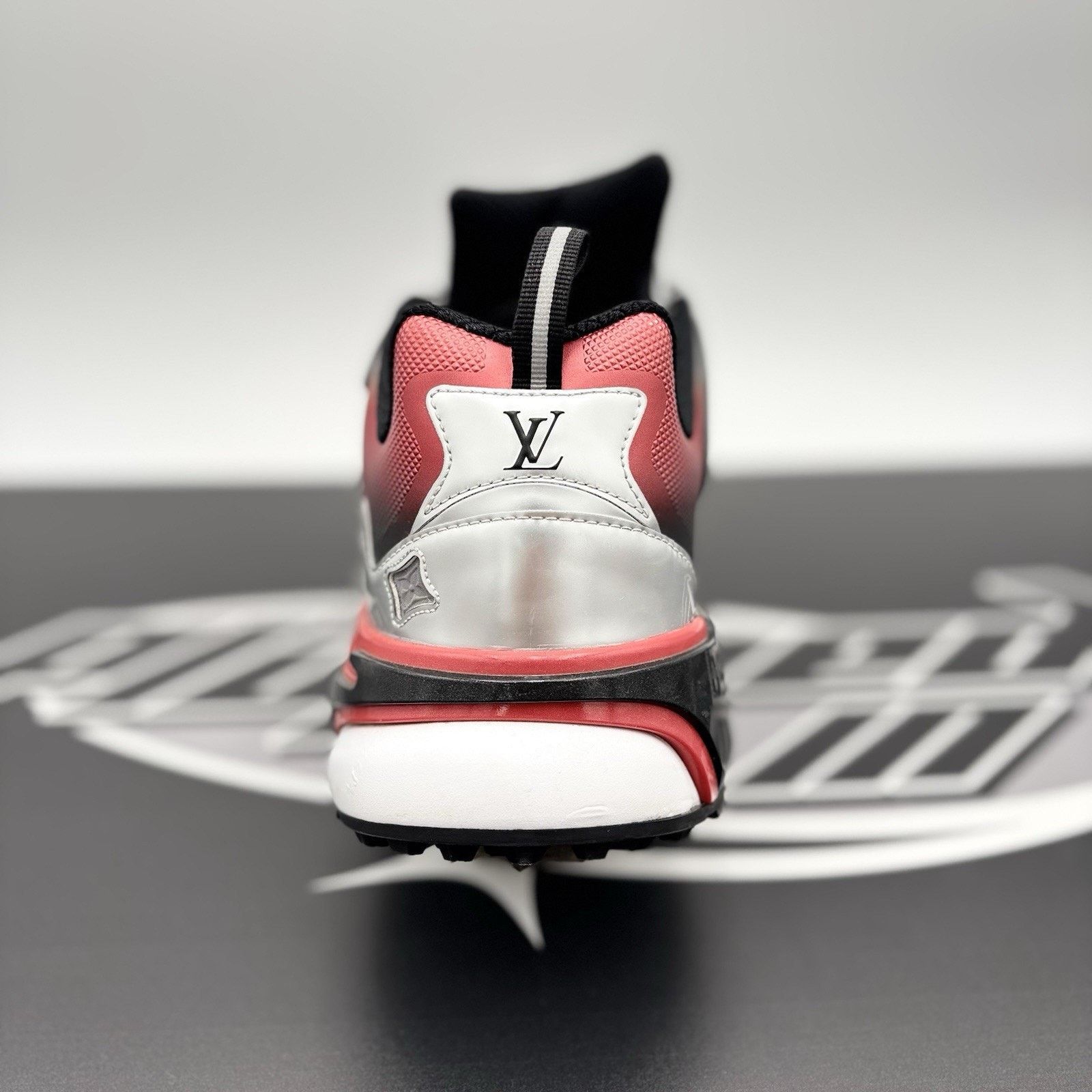 Louis Vuitton Louis Vuitton Tactic Runner ' Red Grey ' | GREAT COND! Size US 10 / EU 43 - 12 Thumbnail
