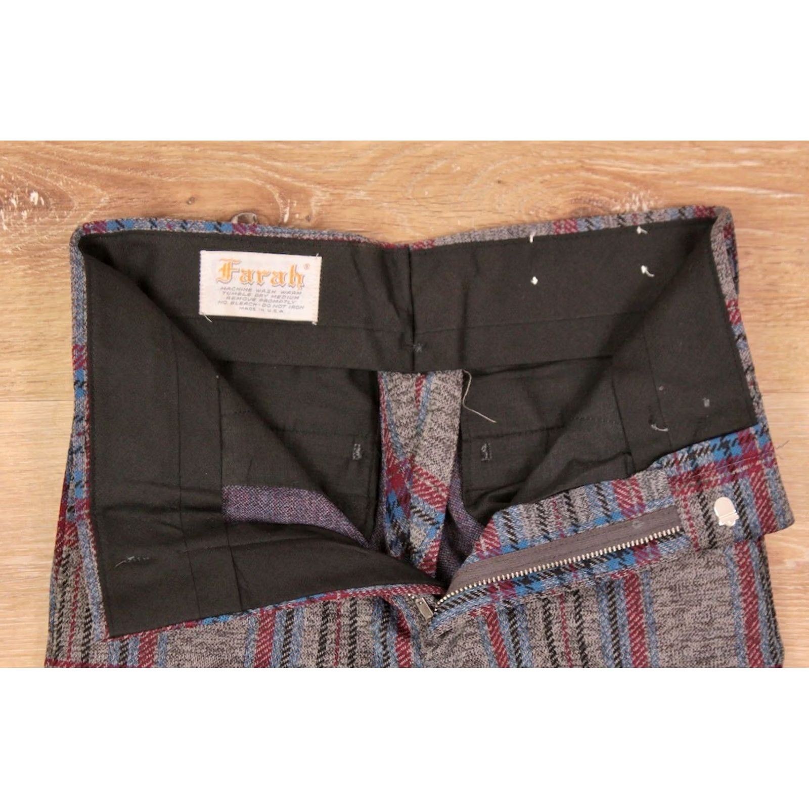 Farah VINTAGE Farah Mens VTG 1970s NOS Grey & Red Plaid Flare Pants Sz 27x32 70s Polyester Disco Size US 27 - 7 Thumbnail