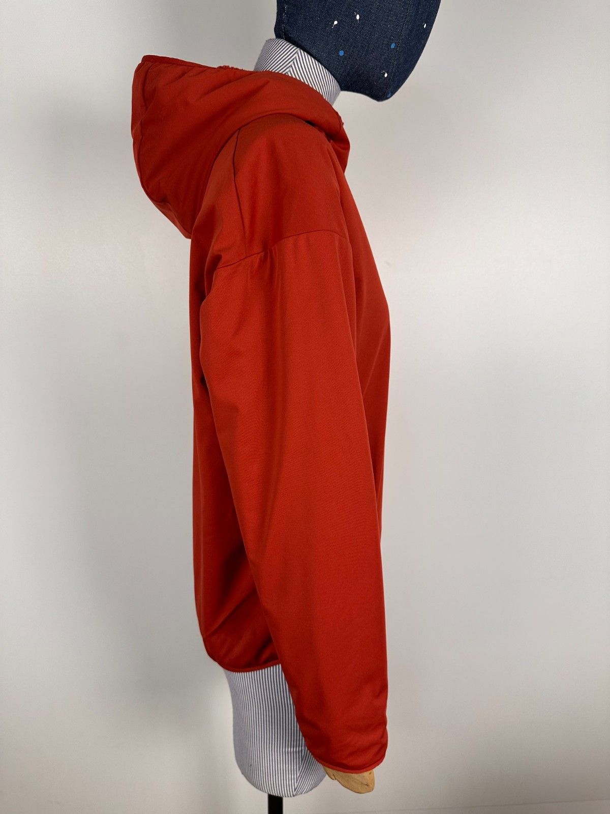 Uniqlo Uniqlo Womens Warm Jacket Hooded Red Size XS Size XS / US 0-2 / IT 36-38 - 6 Thumbnail