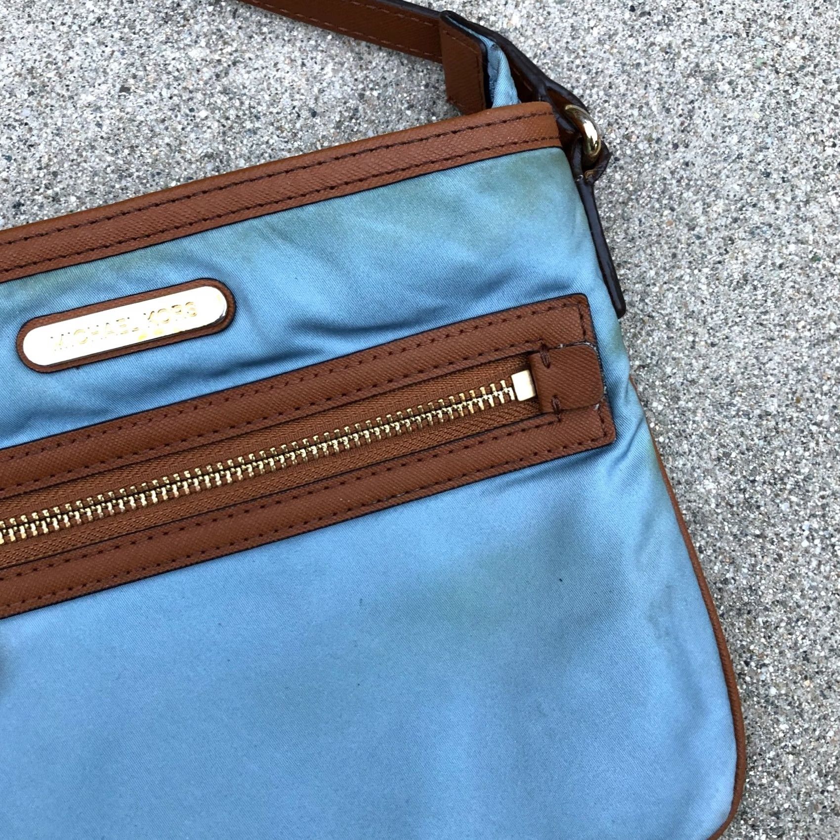 Michael Kors VINTAGE Michael Kors Kempton Crossbody Bag Nylon Blue Purse Zipper Size ONE SIZE - 7 Thumbnail
