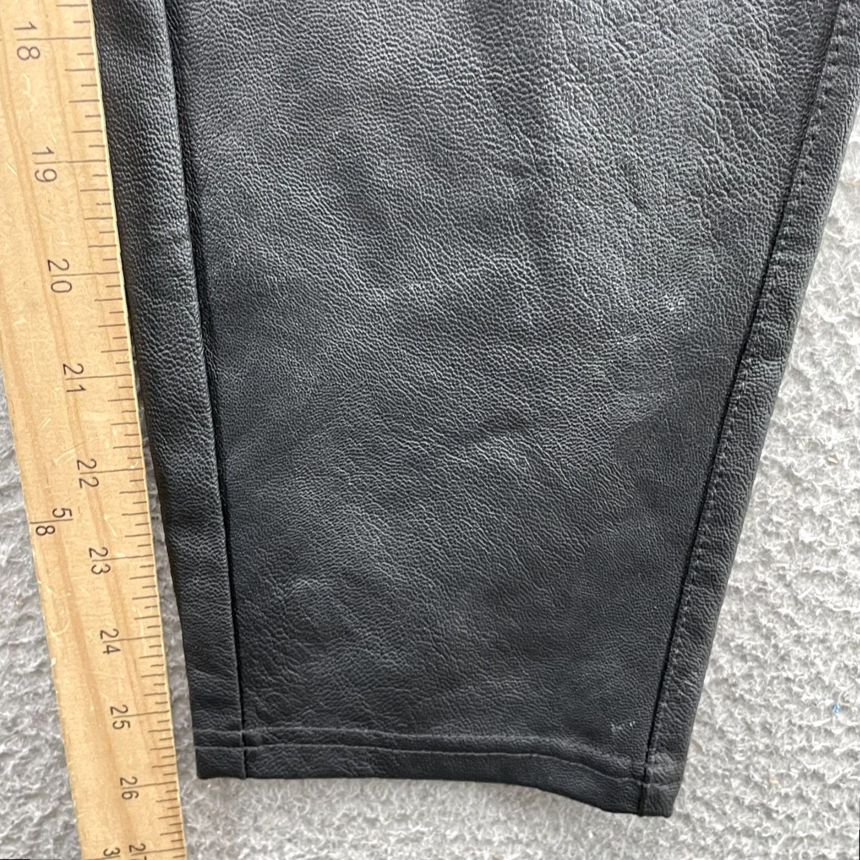 Vintage VINTAGE Tagoo Vegan Leather Jegging Pants Women's 2XL Black Moto Biker Grunge Y2k Casual Size 40" / US 18 - 4 Thumbnail