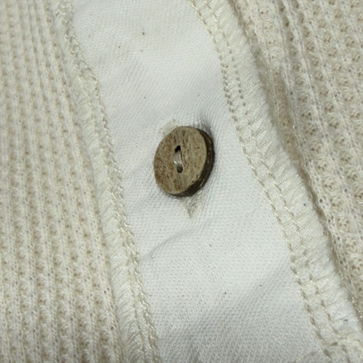 Vintage Vintage Palm Snake Waffle Knit Polo Japan Made Wood Buttons Size M / US 6-8 / IT 42-44 - 4 Thumbnail