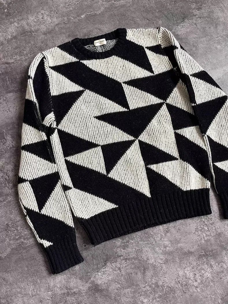 Saint Laurent Paris Saint Laurent Paris Triangle Geometric Pattern Round Neck Size US S / EU 44-46 / 1 - 2 Thumbnail