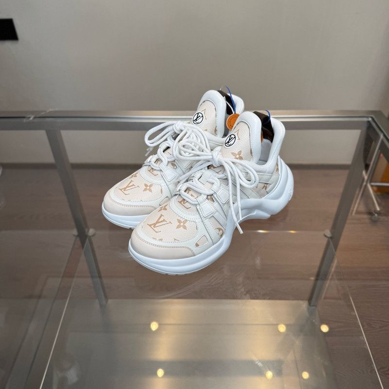 Louis Vuitton Louis Vuitton Archlight Casual Sneakers for Women 0079 Size US 7 / IT 37 - 1 Thumbnail