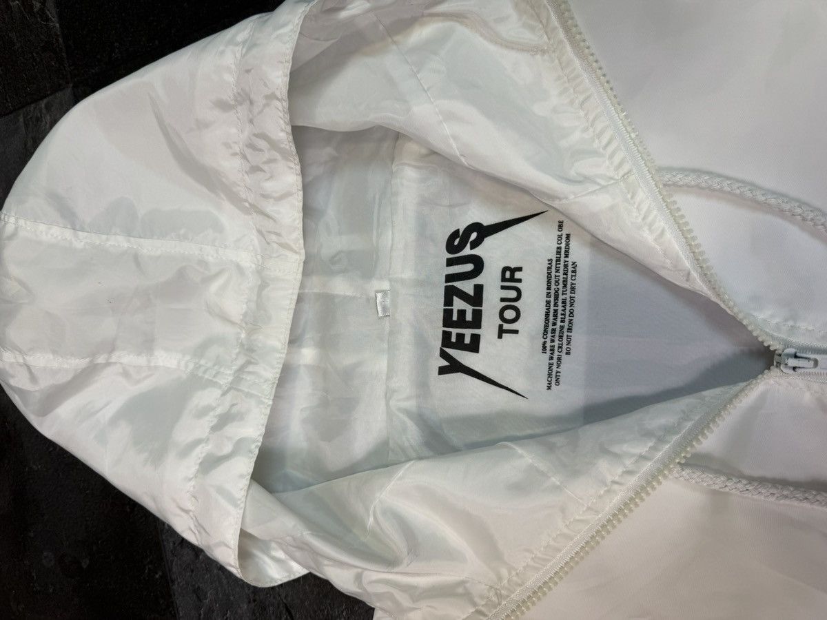 Vintage Yeezus Tour 3 Logo Jacket Kanye West Streetwear USA S Rap Size US S / EU 44-46 / 1 - 11 Thumbnail