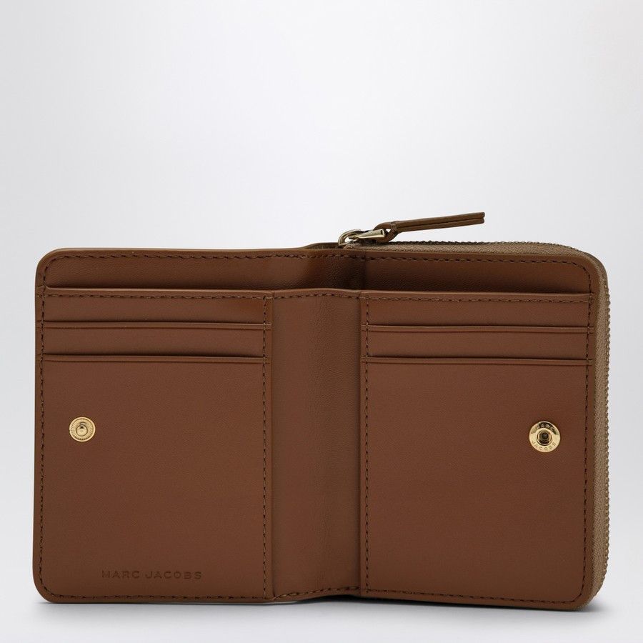 Marc Jacobs o1d2blof0824 Size: OS / Small Compact Leather Wallet Size ONE SIZE - 2 Thumbnail