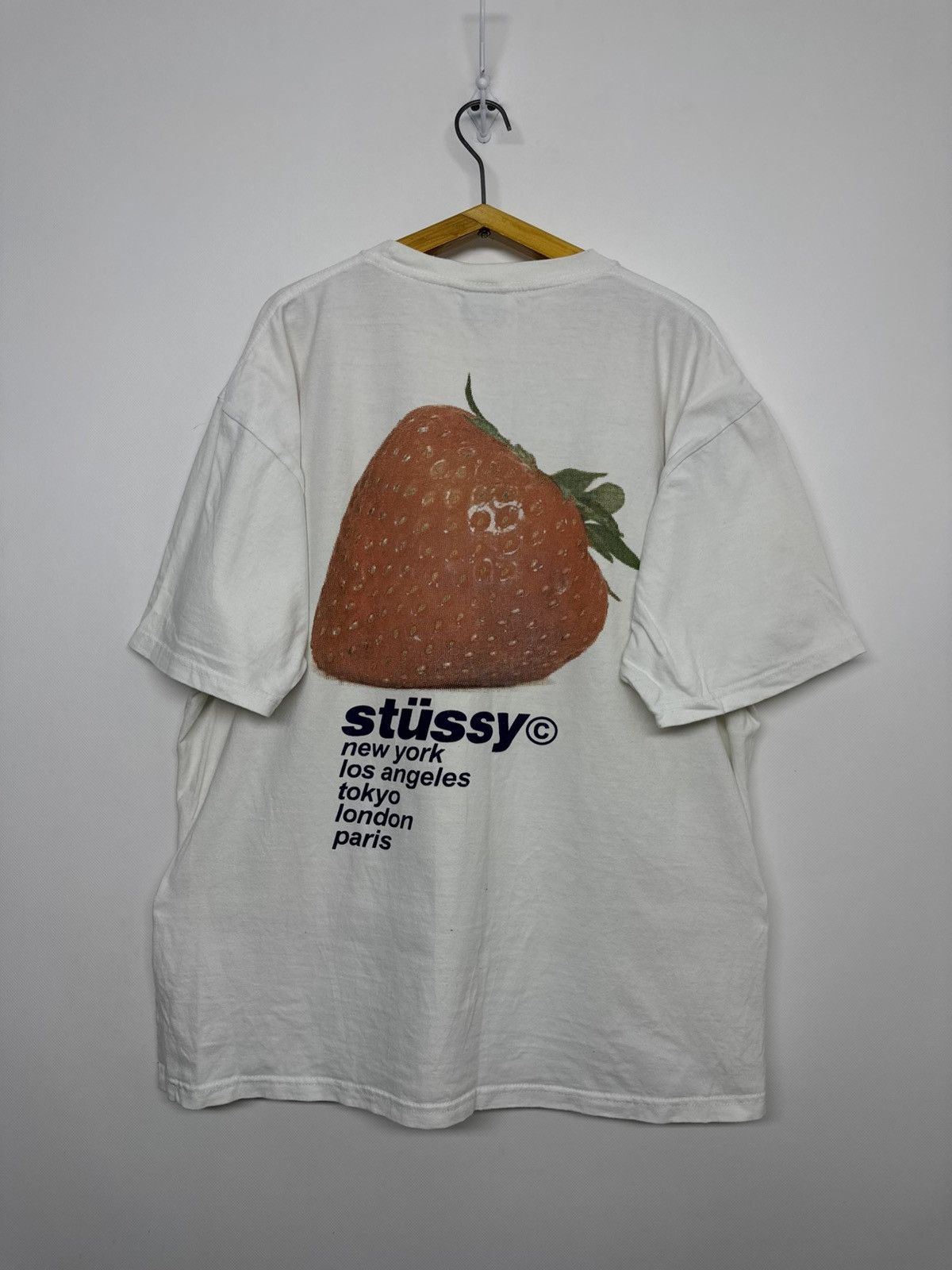 Stussy Stussy vintage Y2k strawberry big print tee Size US XL / EU 56 / 4 - 4 Thumbnail