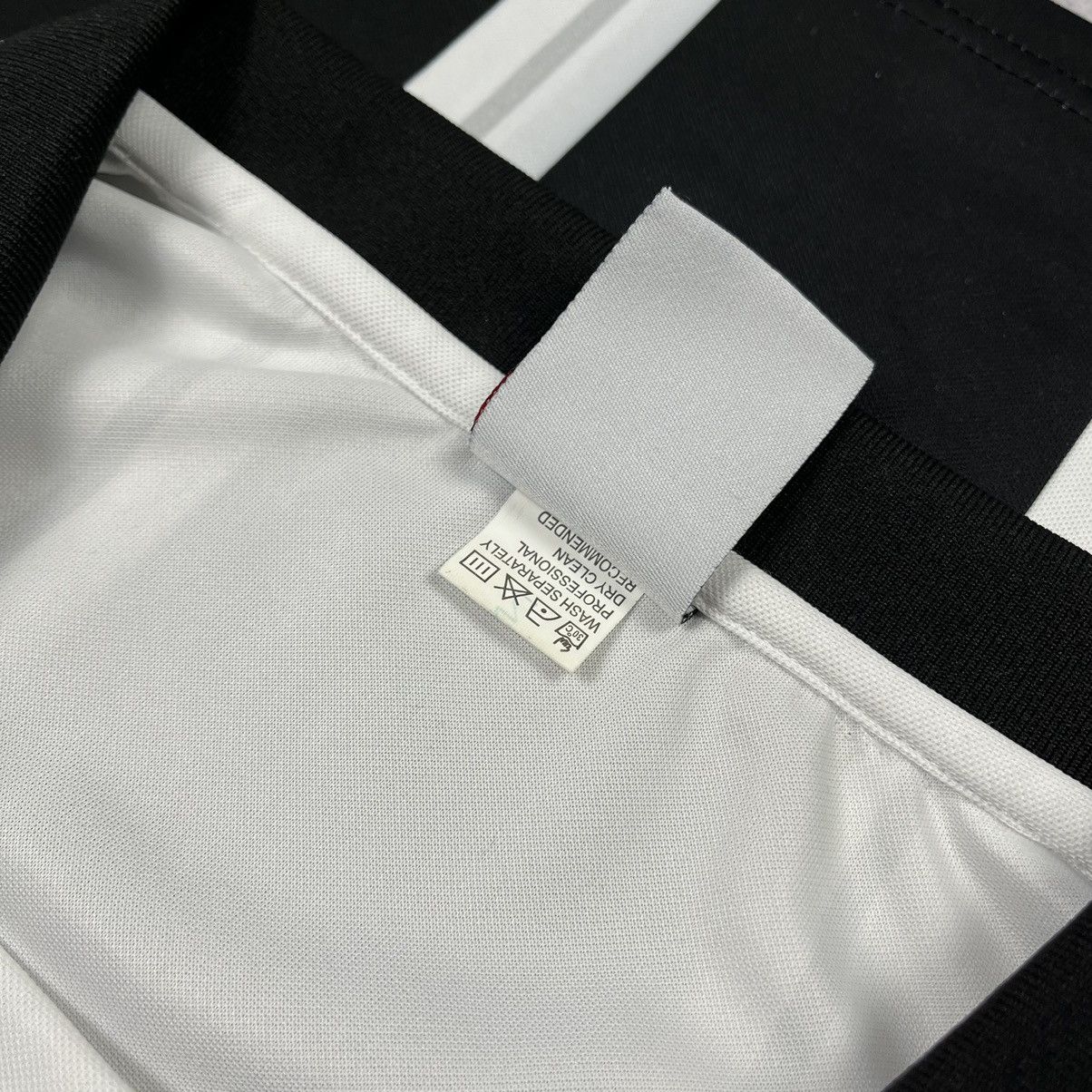 Nike Vintage Nike Glasgow Rangers bootleg soccer jersey tee 97/98 Size US M / EU 48-50 / 2 - 11 Thumbnail