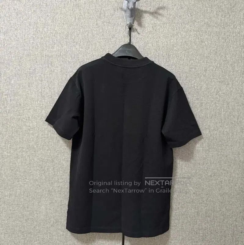 Louis Vuitton Louis Vuitton Black Cotton Logo T-Shirt . Size US S / EU 44-46 / 1 - 2 Thumbnail