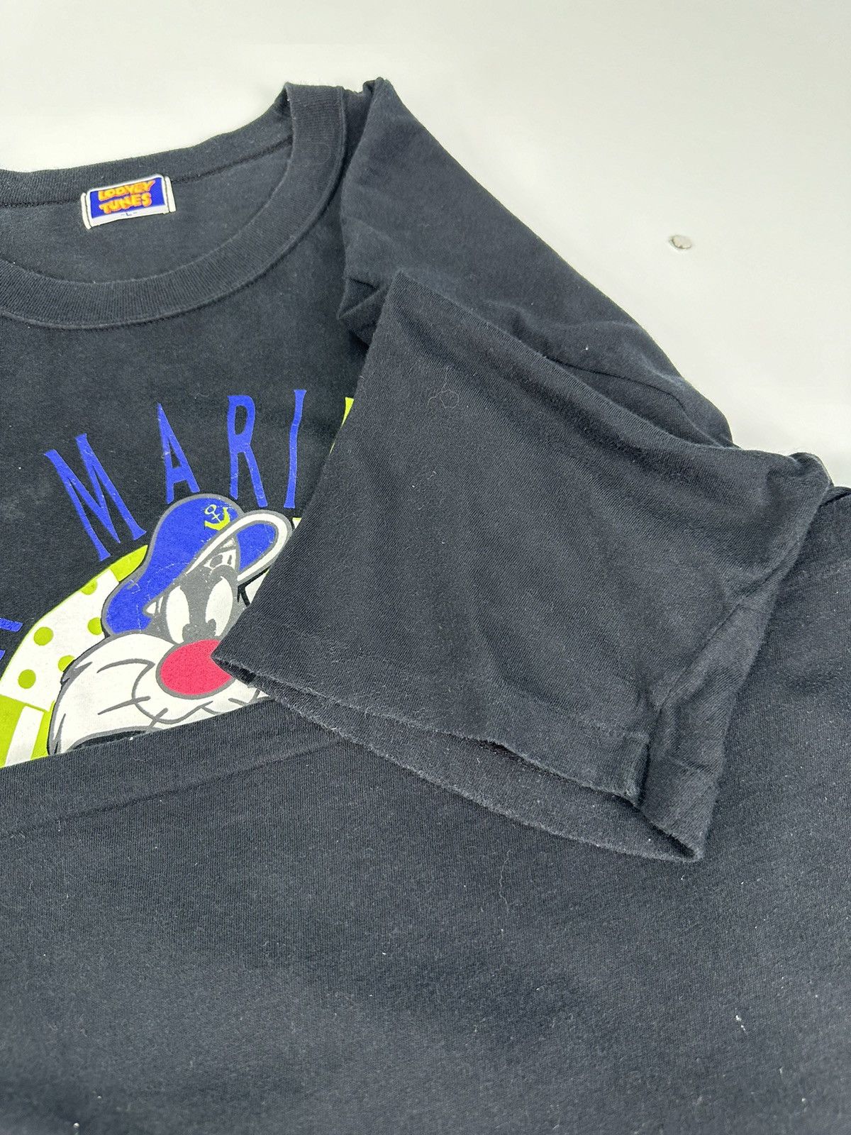 Vintage Looney Tunes 1994 Marine Vintage Tshirt A586 Size US L / EU 52-54 / 3 - 6 Thumbnail